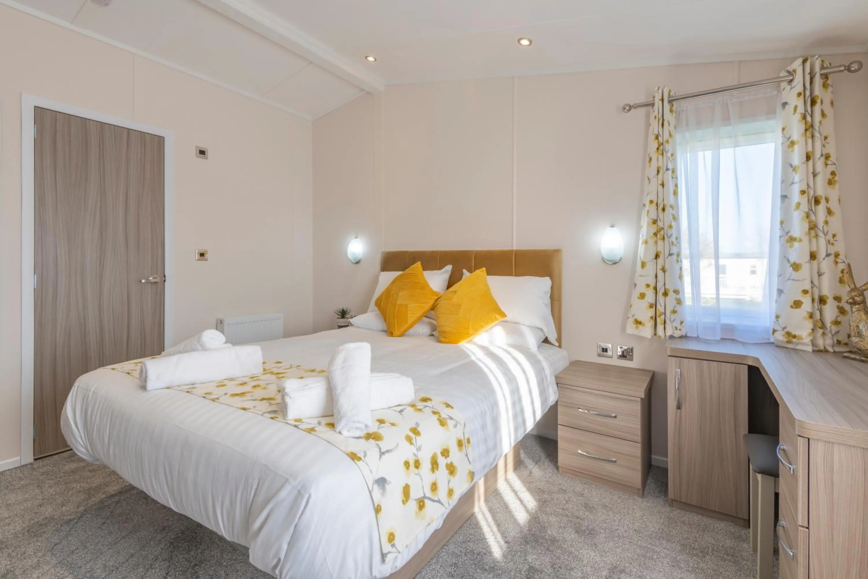 Bedroom, Bed in Marine Holiday Park