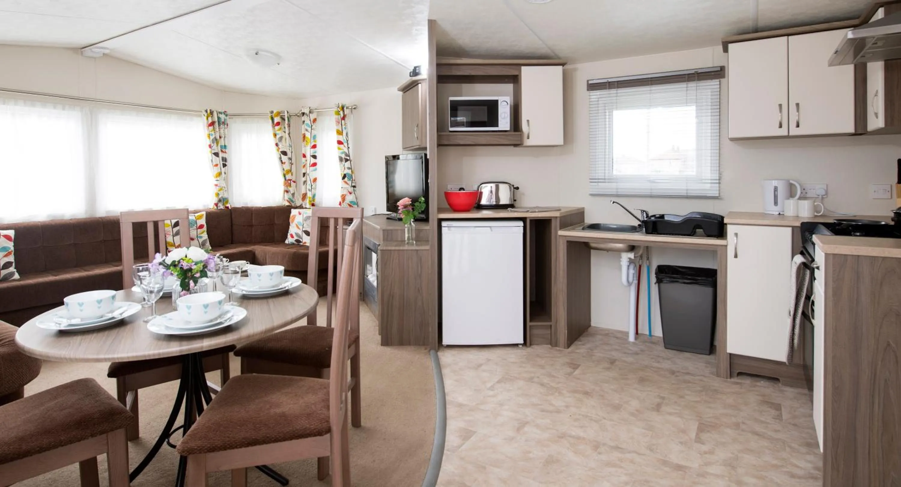 Kitchen or kitchenette in Marine Holiday Park