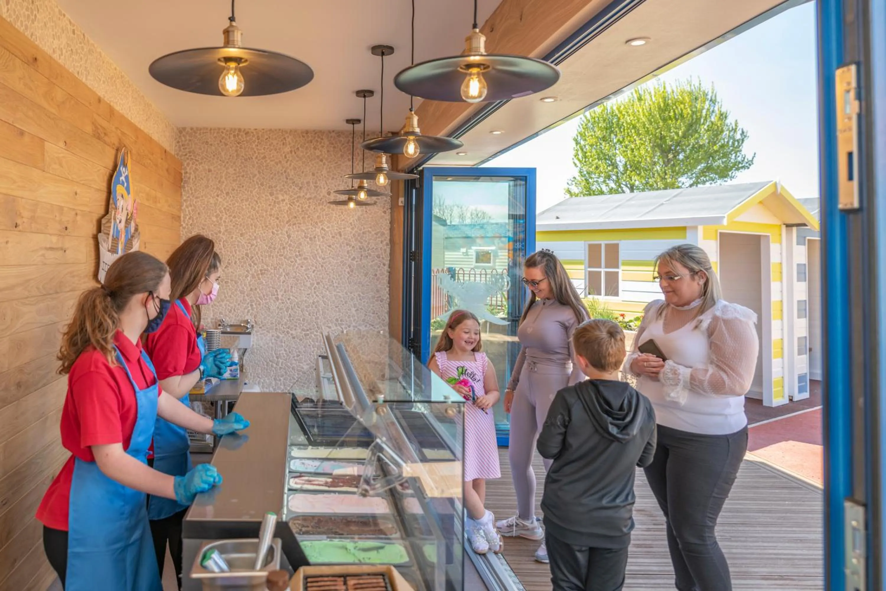 Restaurant/places to eat in Marine Holiday Park