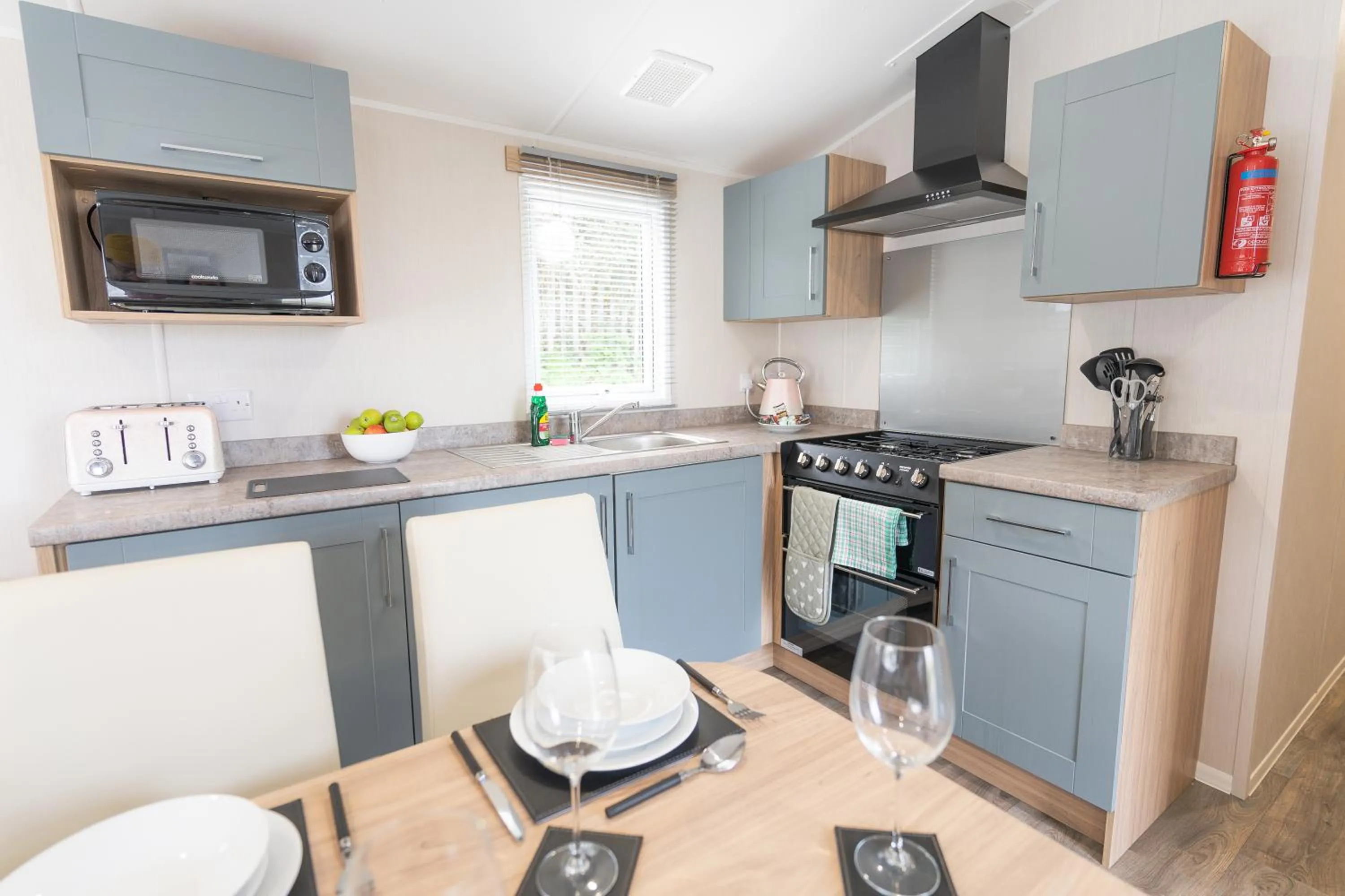 Kitchen or kitchenette in Marine Holiday Park