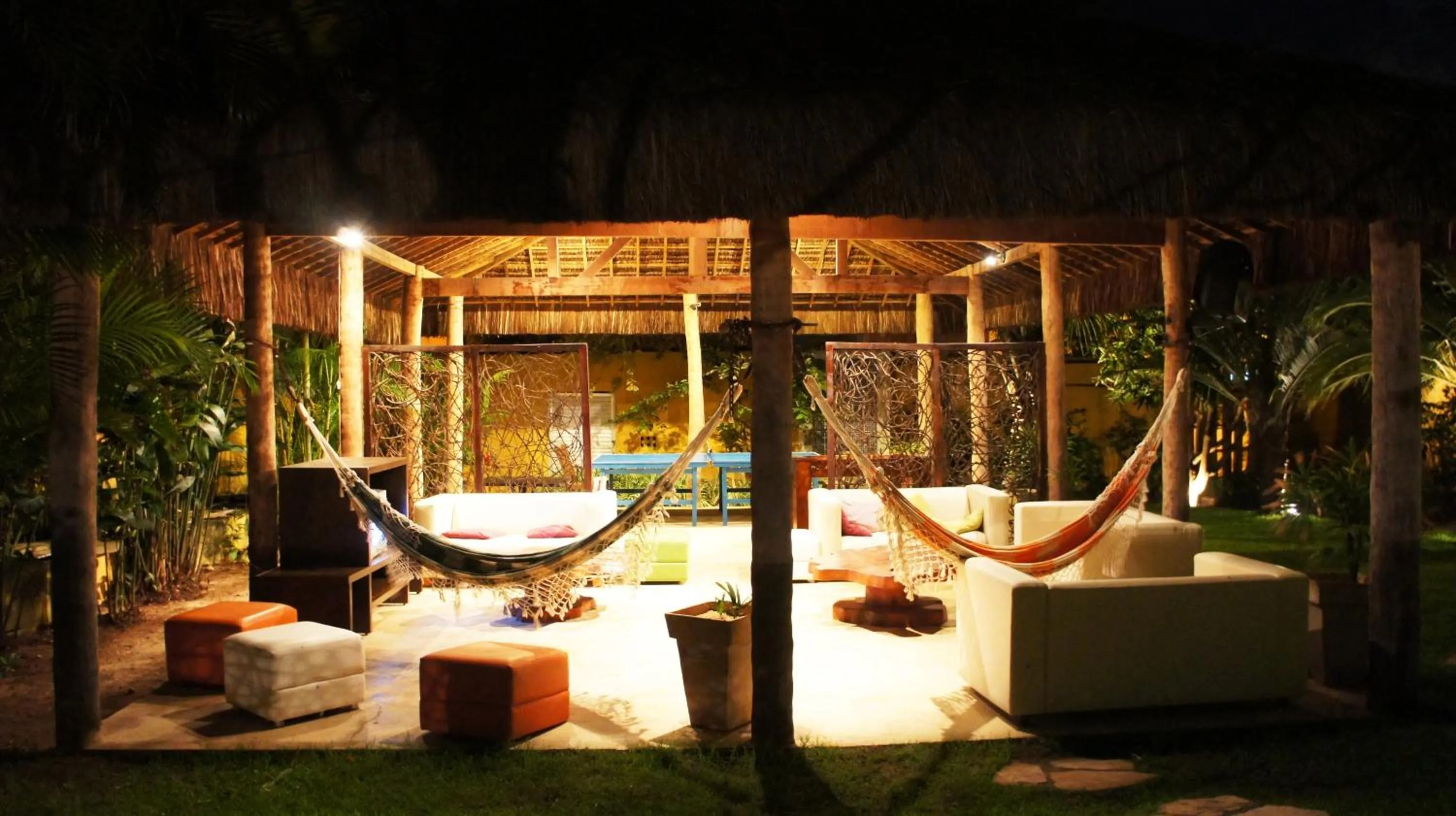 Communal lounge/ TV room in Hotel Aconchego Porto de Galinhas