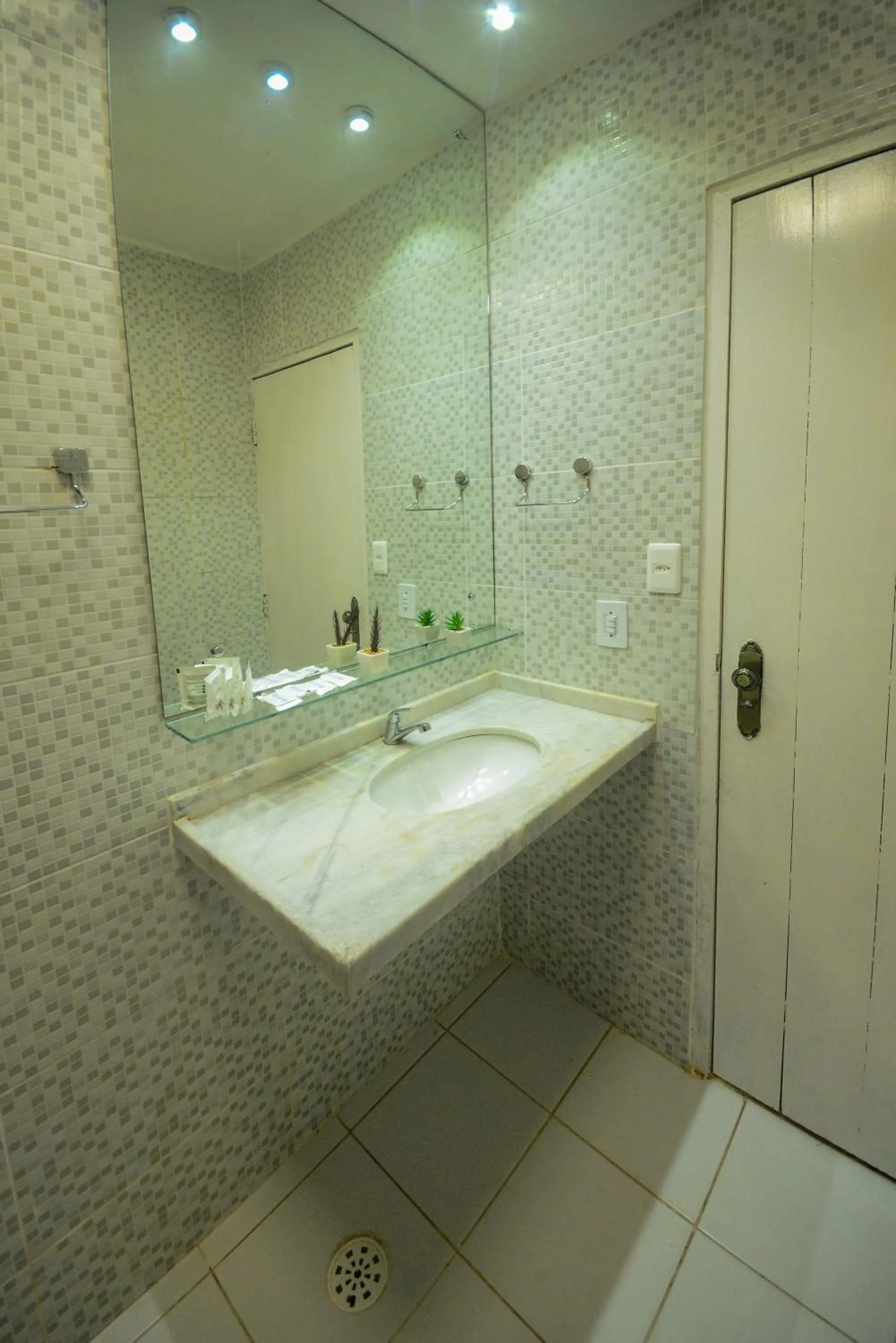 Bathroom in Hotel Aconchego Porto de Galinhas