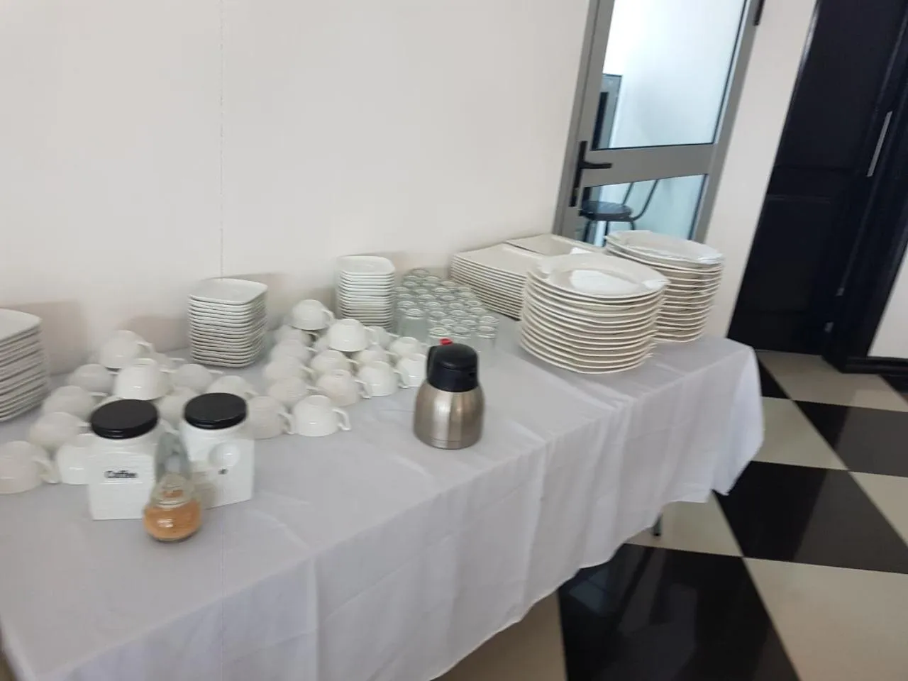 Restaurant/places to eat in Hotel Al-Khalil Matola