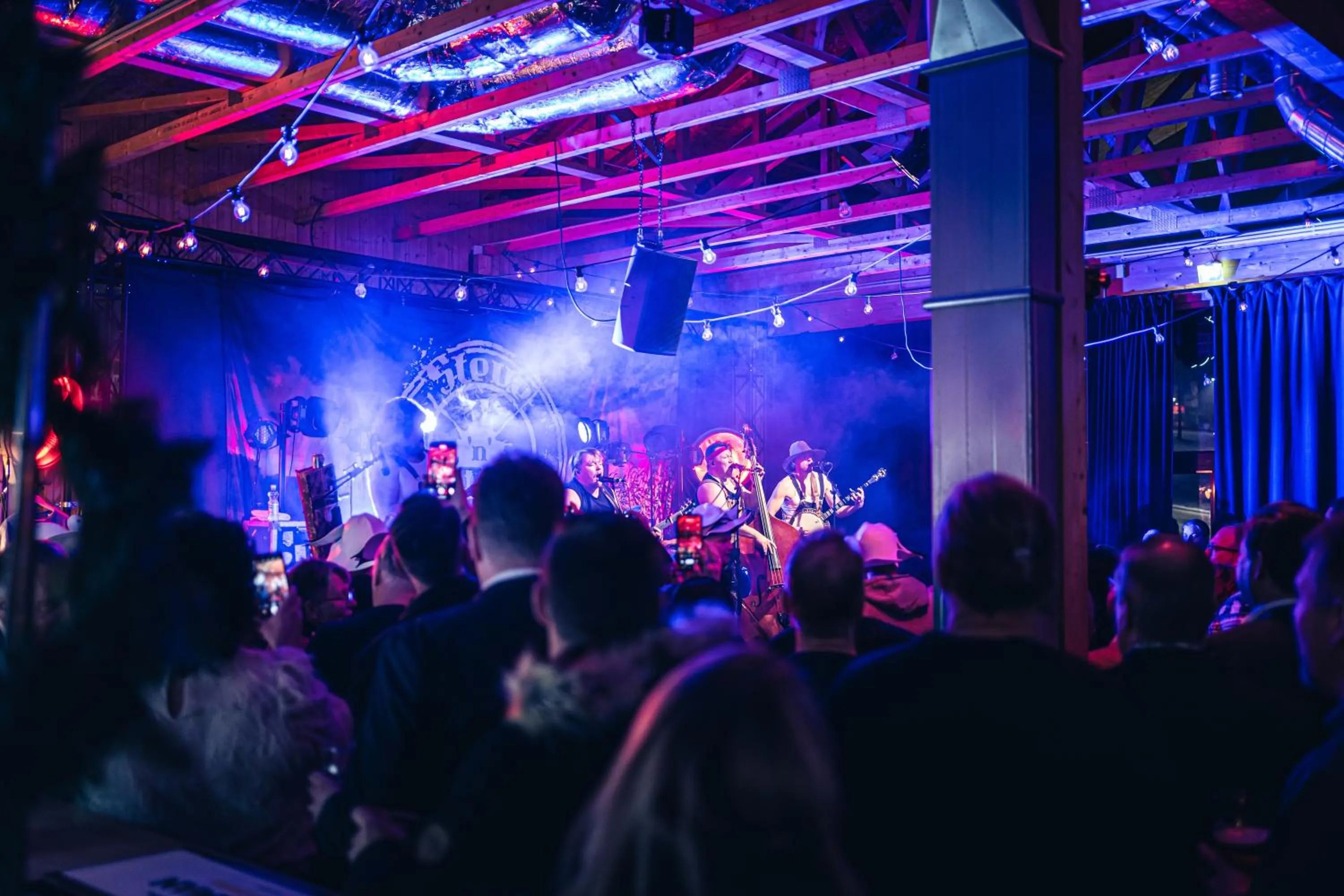 Evening entertainment in Break Sokos Hotel Tahko