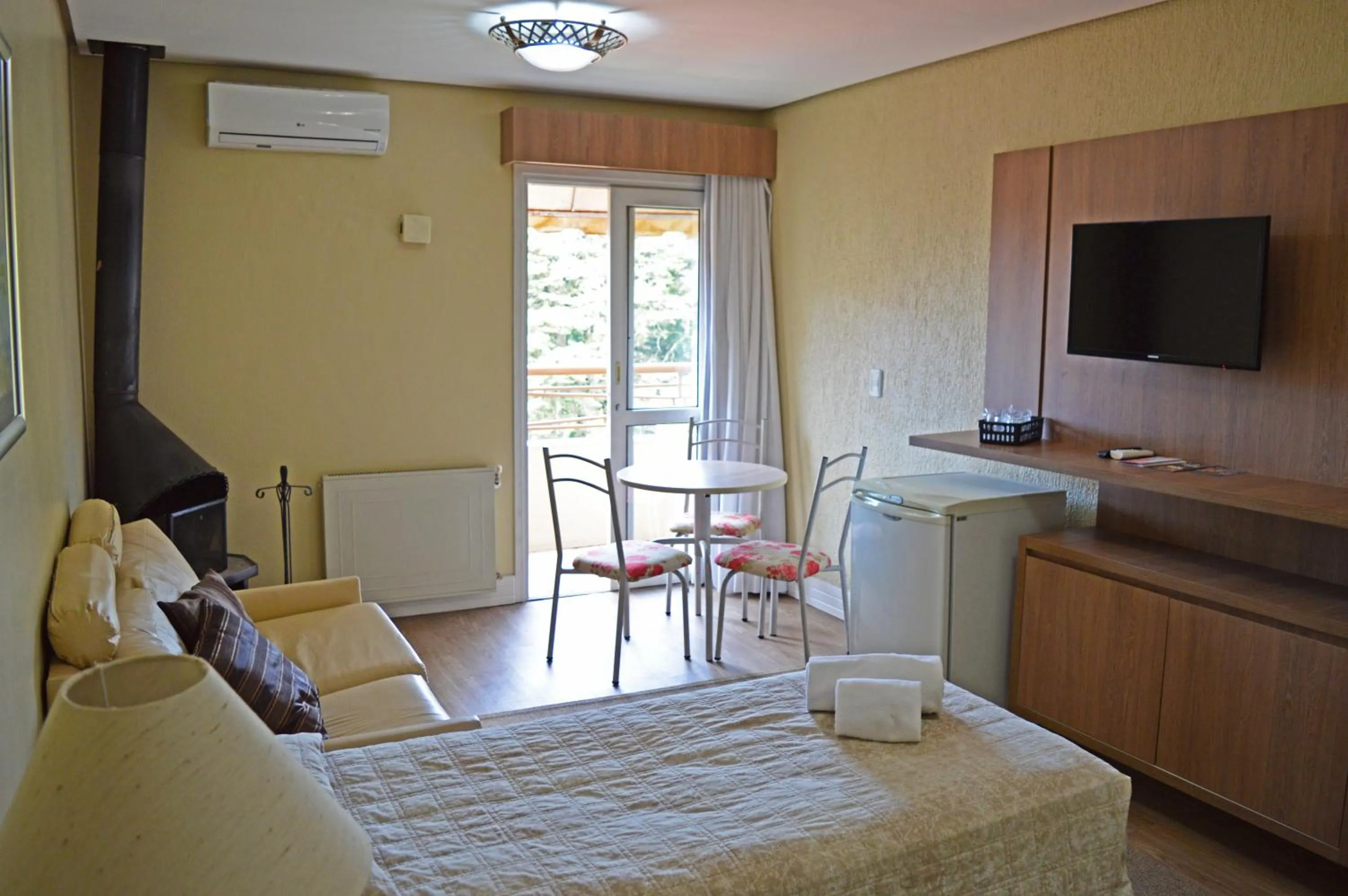 Bedroom, Bed in Sky Ville Hotel Canela