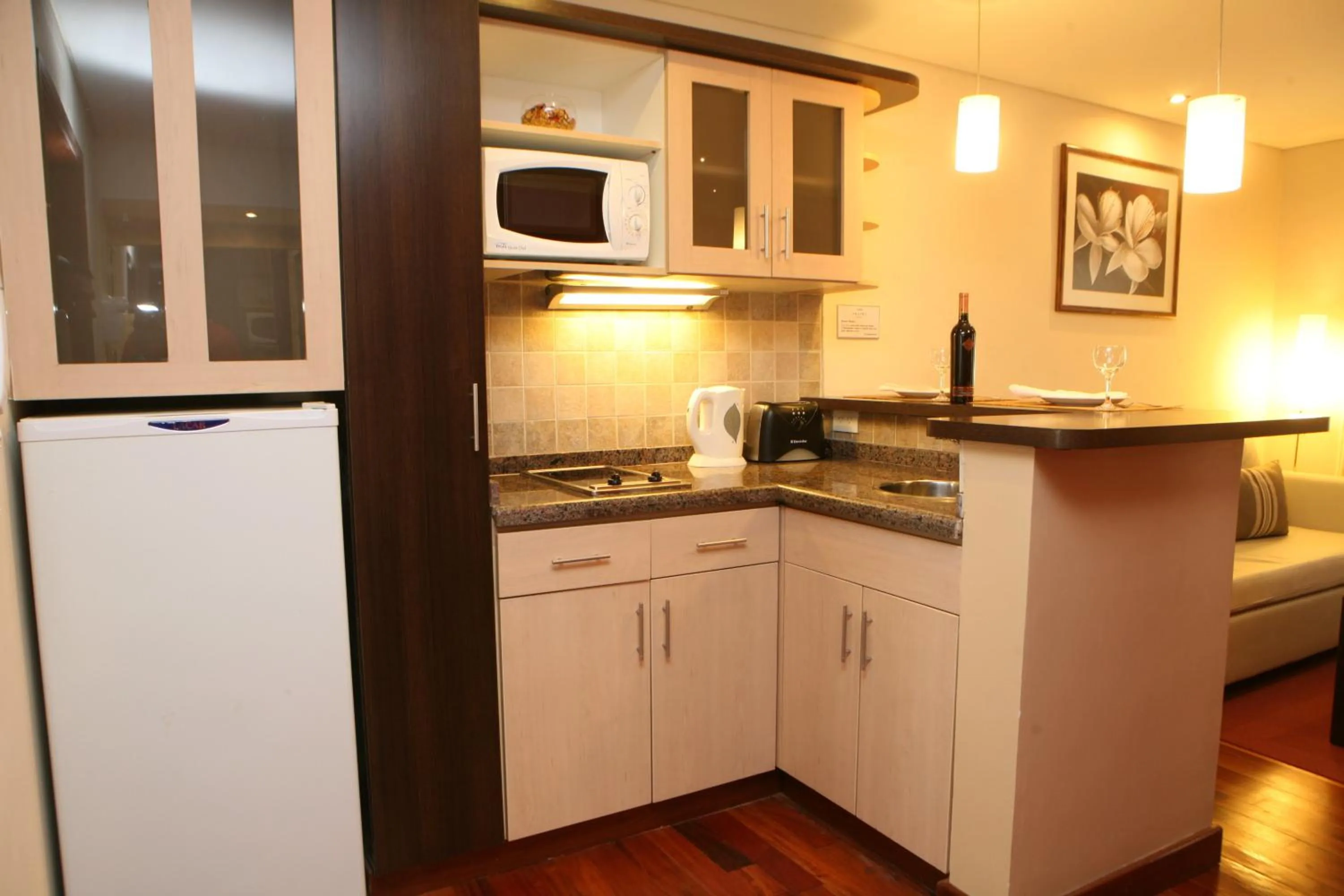 Kitchen or kitchenette in Hotel Ankara Suites
