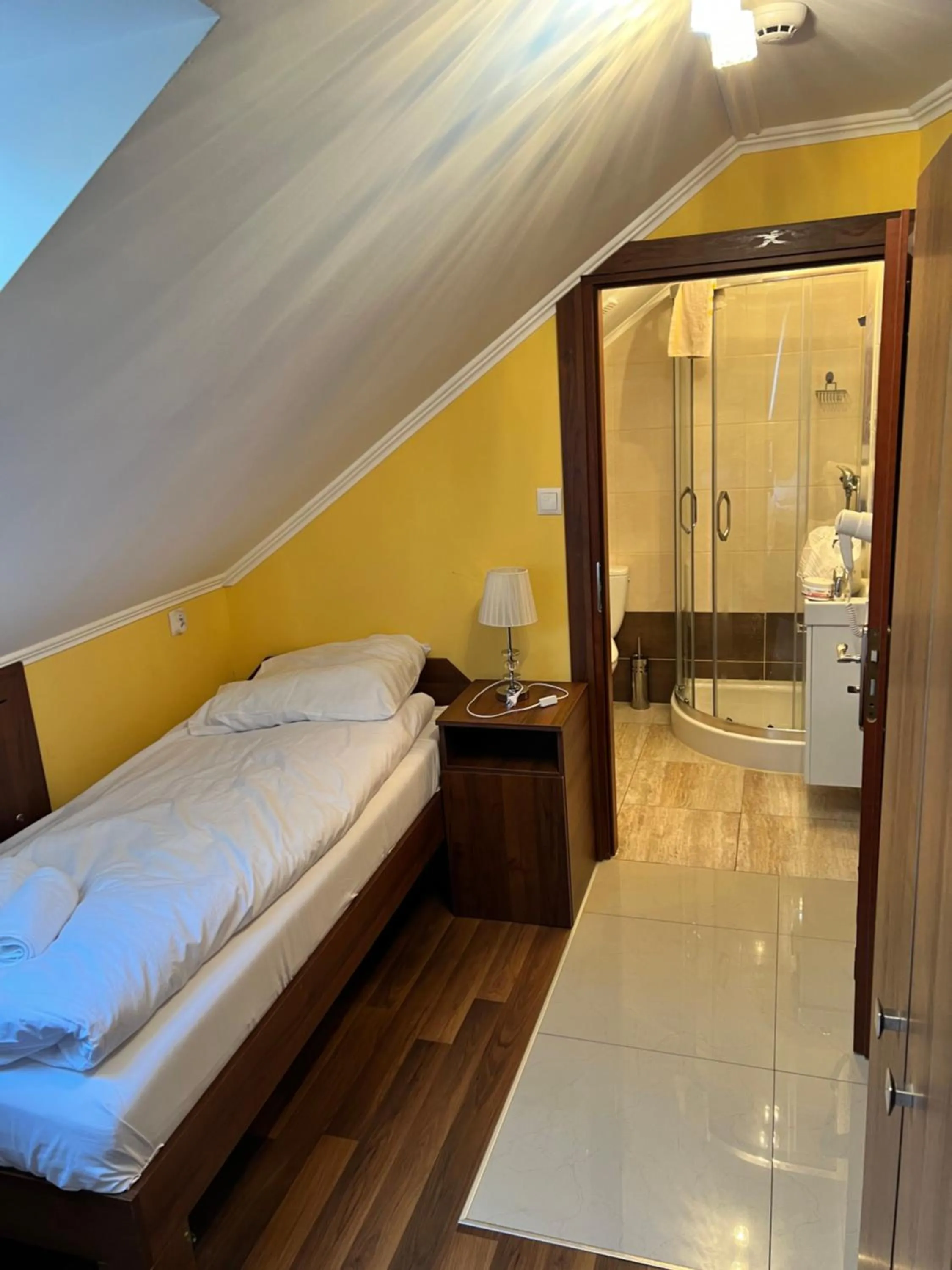 Bed in Pensjonat Pod Kogutami