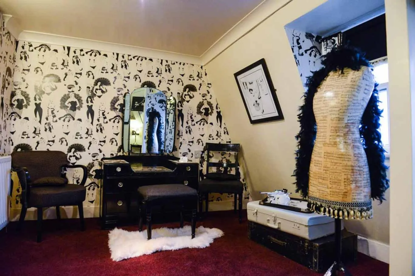 Bedroom in Hotel Pelirocco