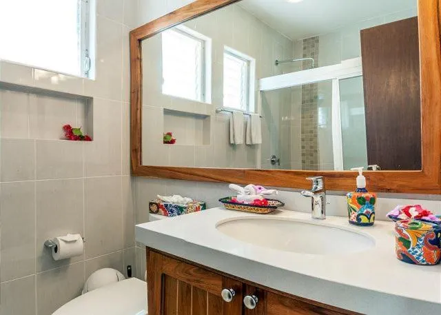 Shower in Abbey Del Sol - Beach-steps condos