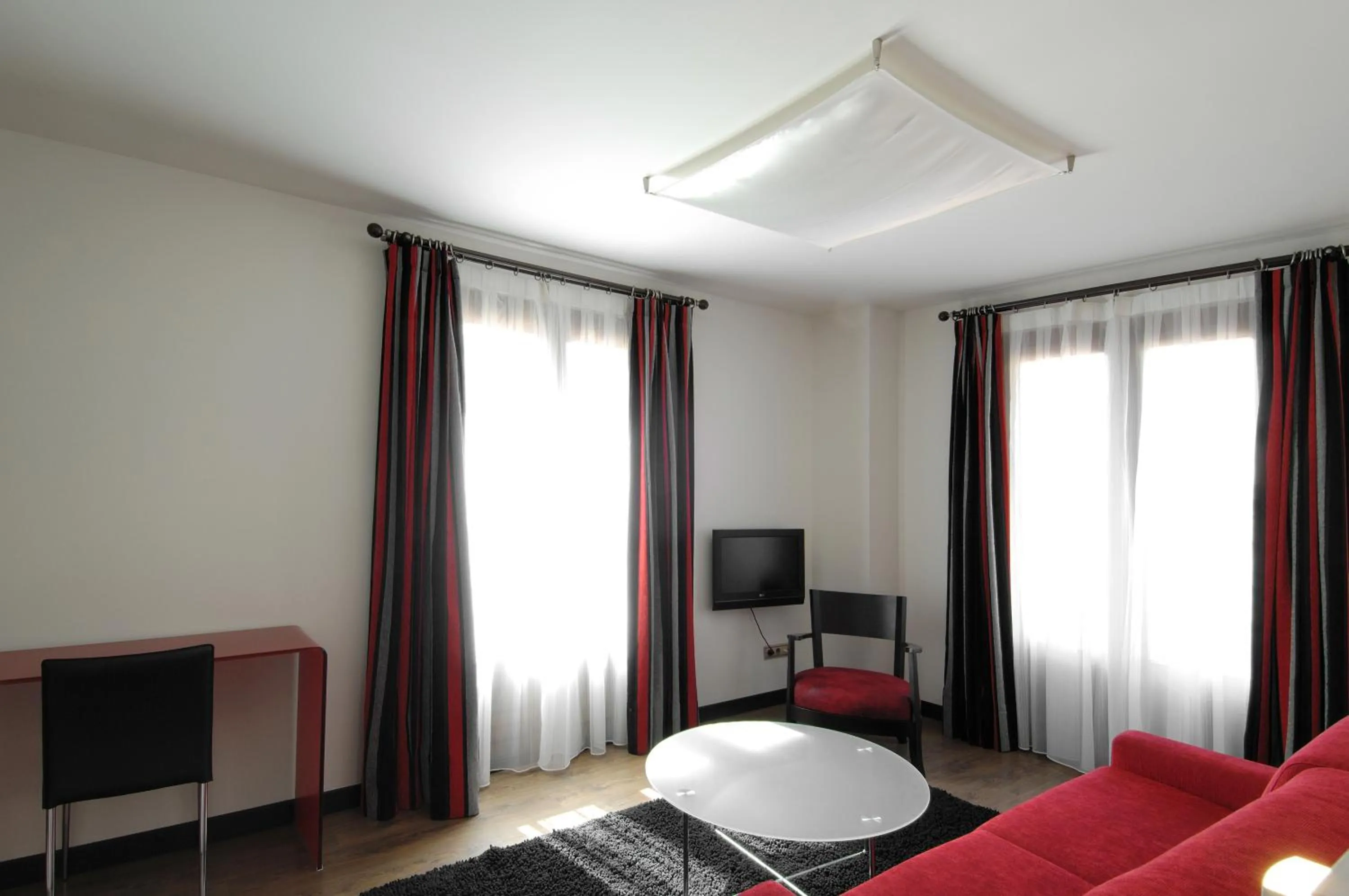 Bed in Hotel Cienbalcones