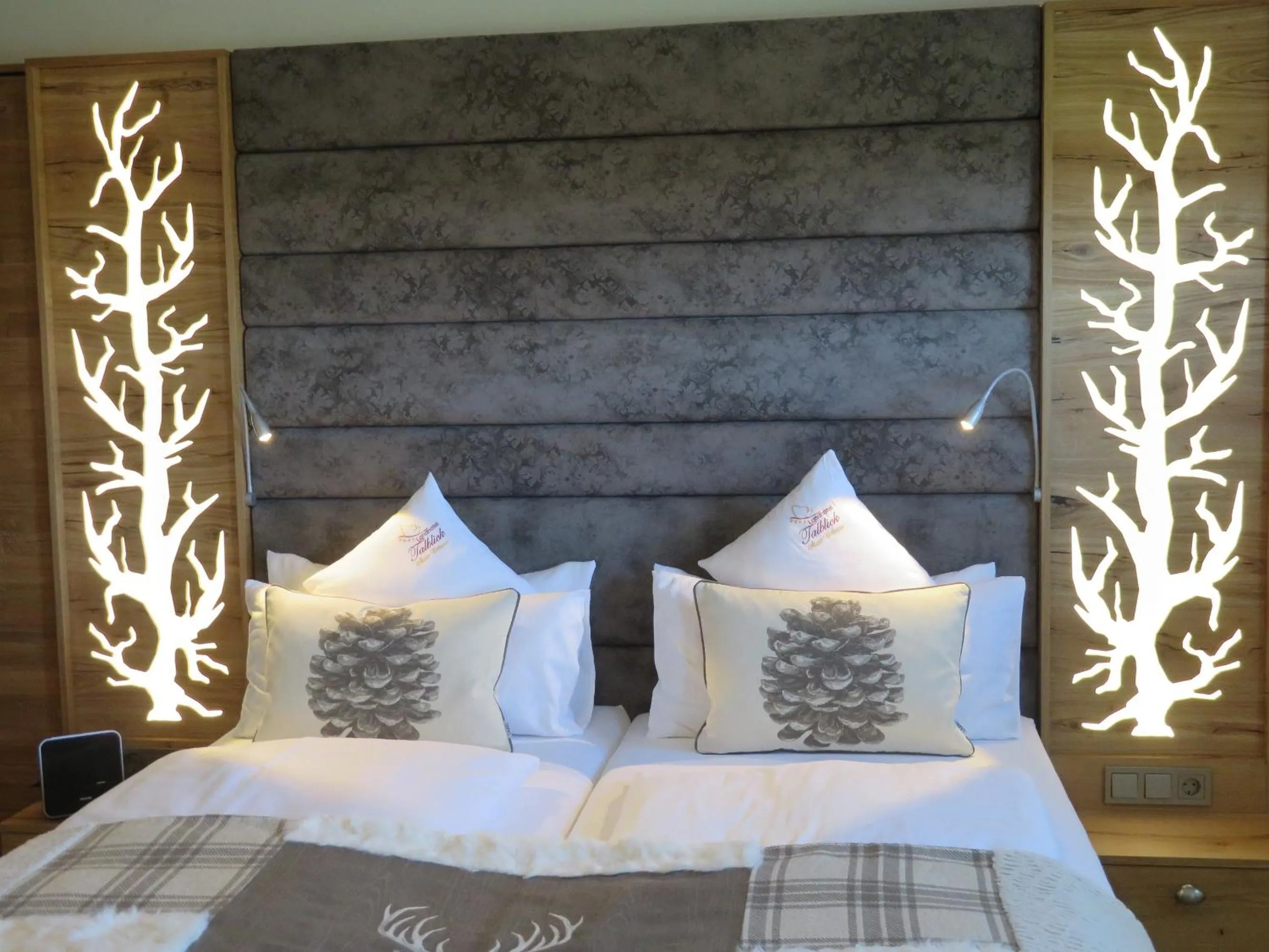 Bed in Landhotel Talblick