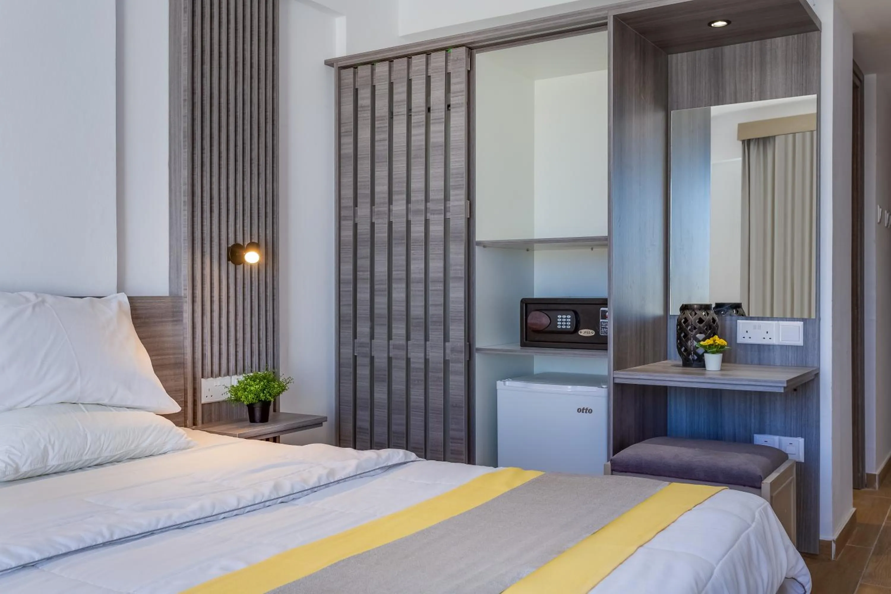 Bedroom, Bed in Toxotis Hotel