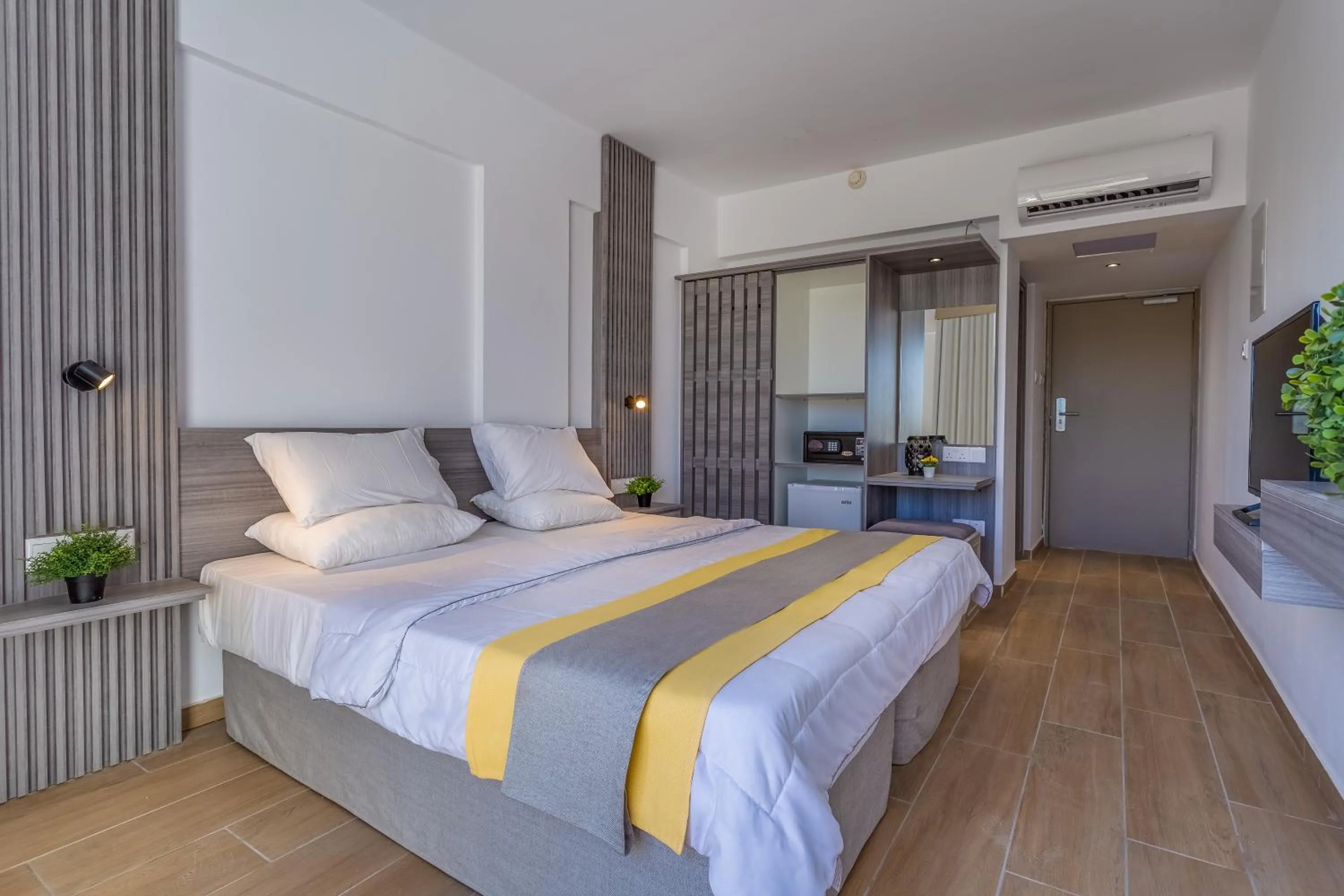 Bedroom, Bed in Toxotis Hotel