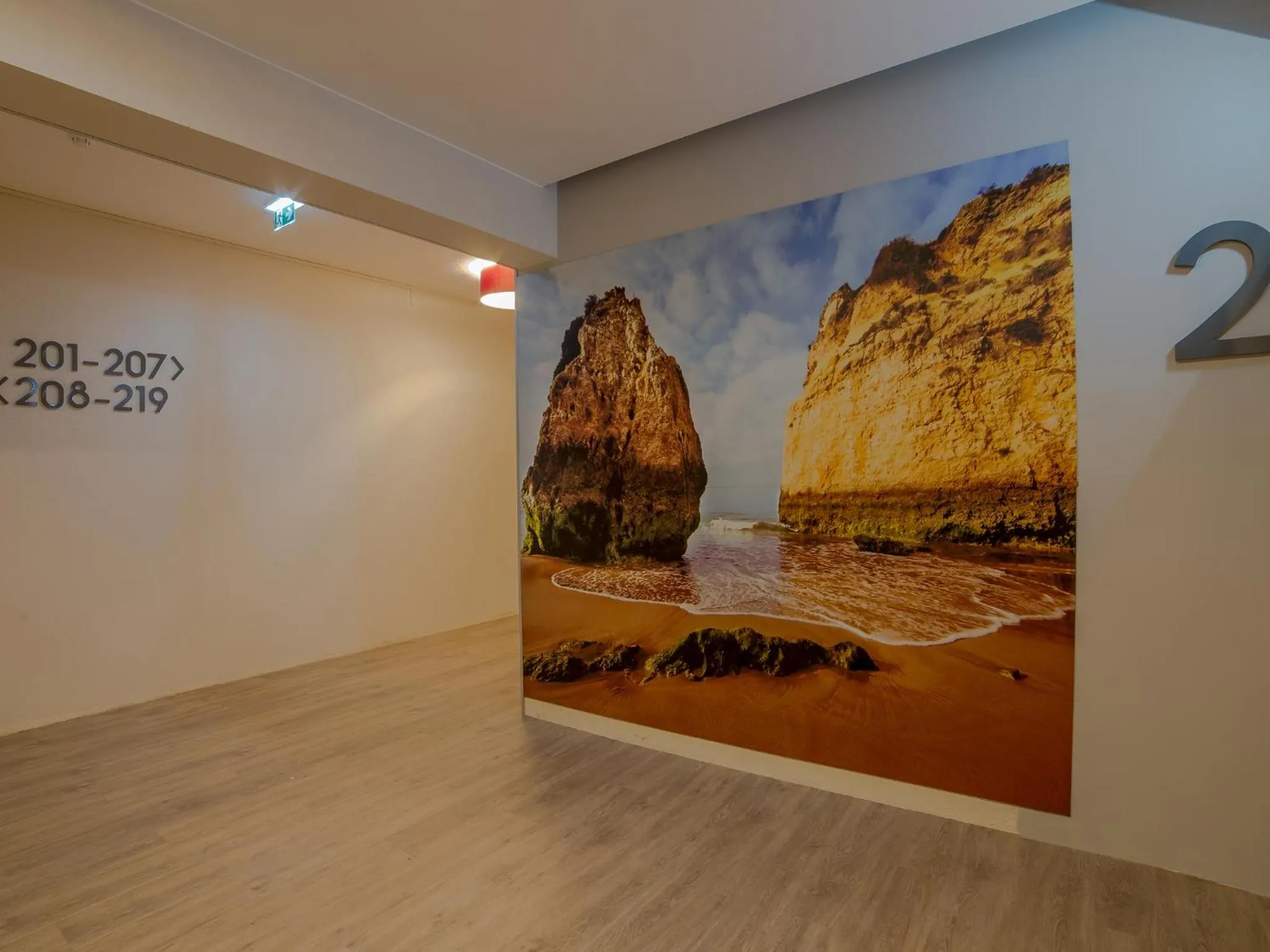 Property building in Flor Da Rocha