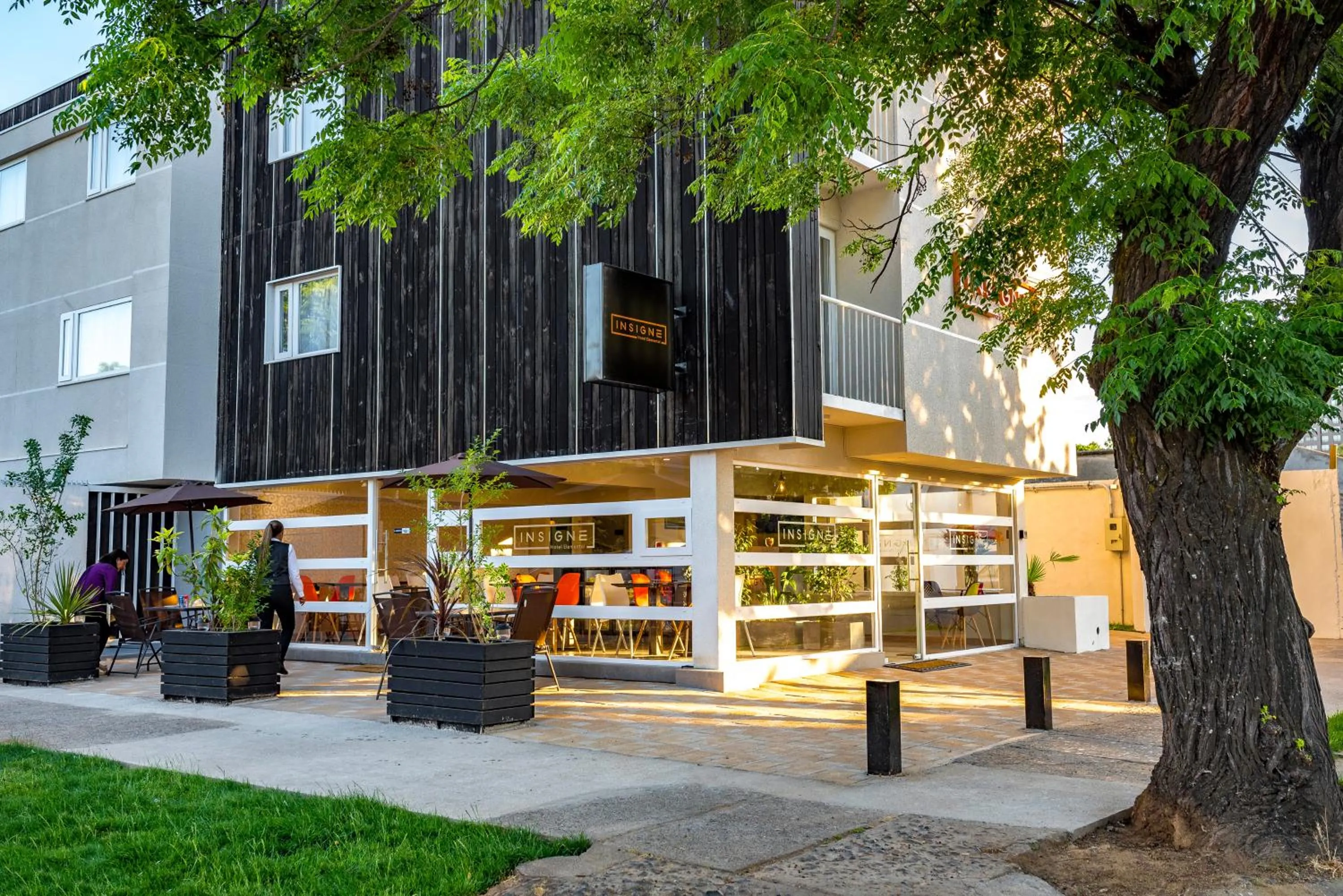 Facade/entrance in Hotel Insigne