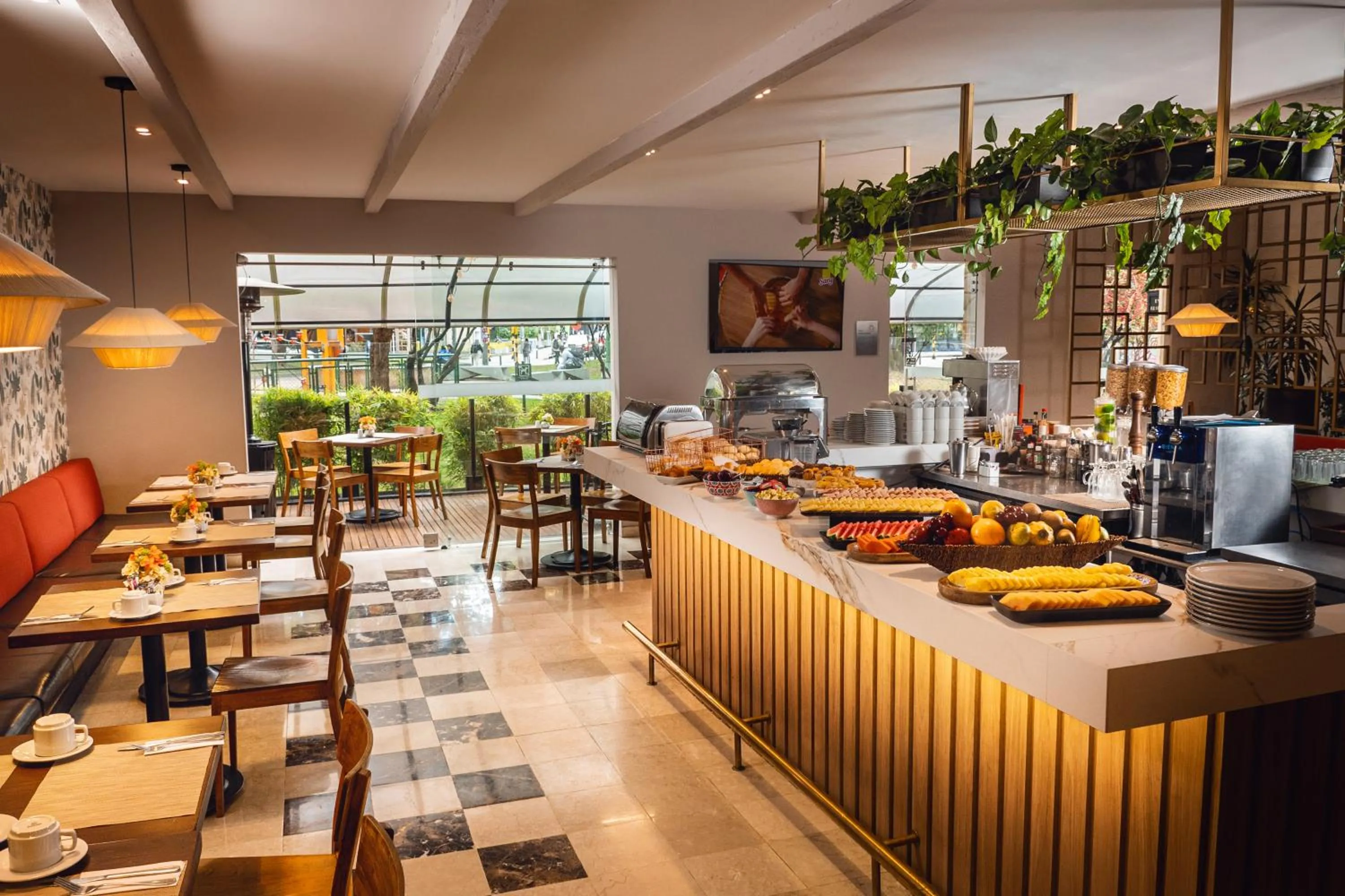 Restaurant/places to eat in Hotel Morrison Zona Rosa