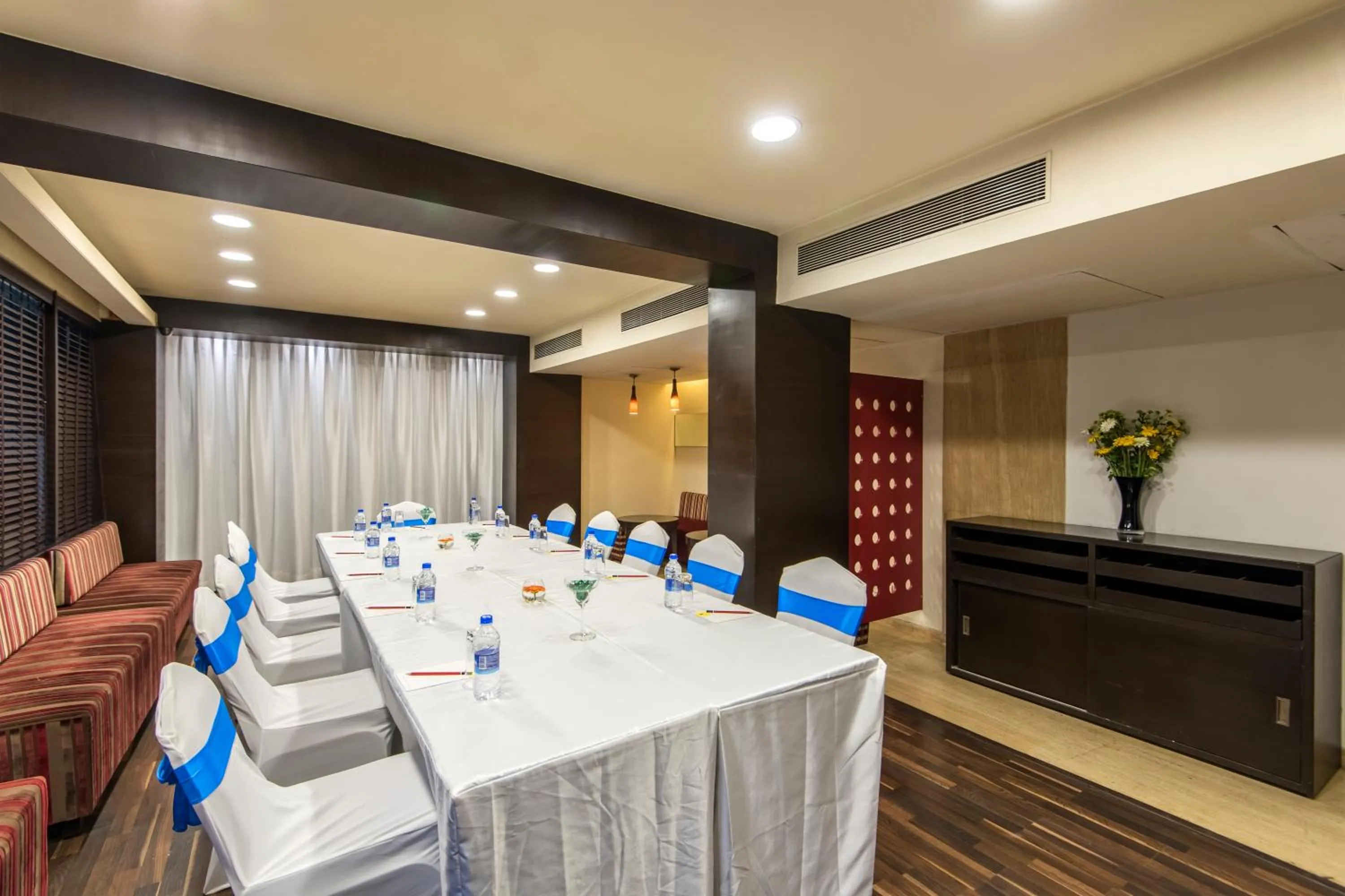 Business facilities in Park Ornate Hotel Viman Nagar