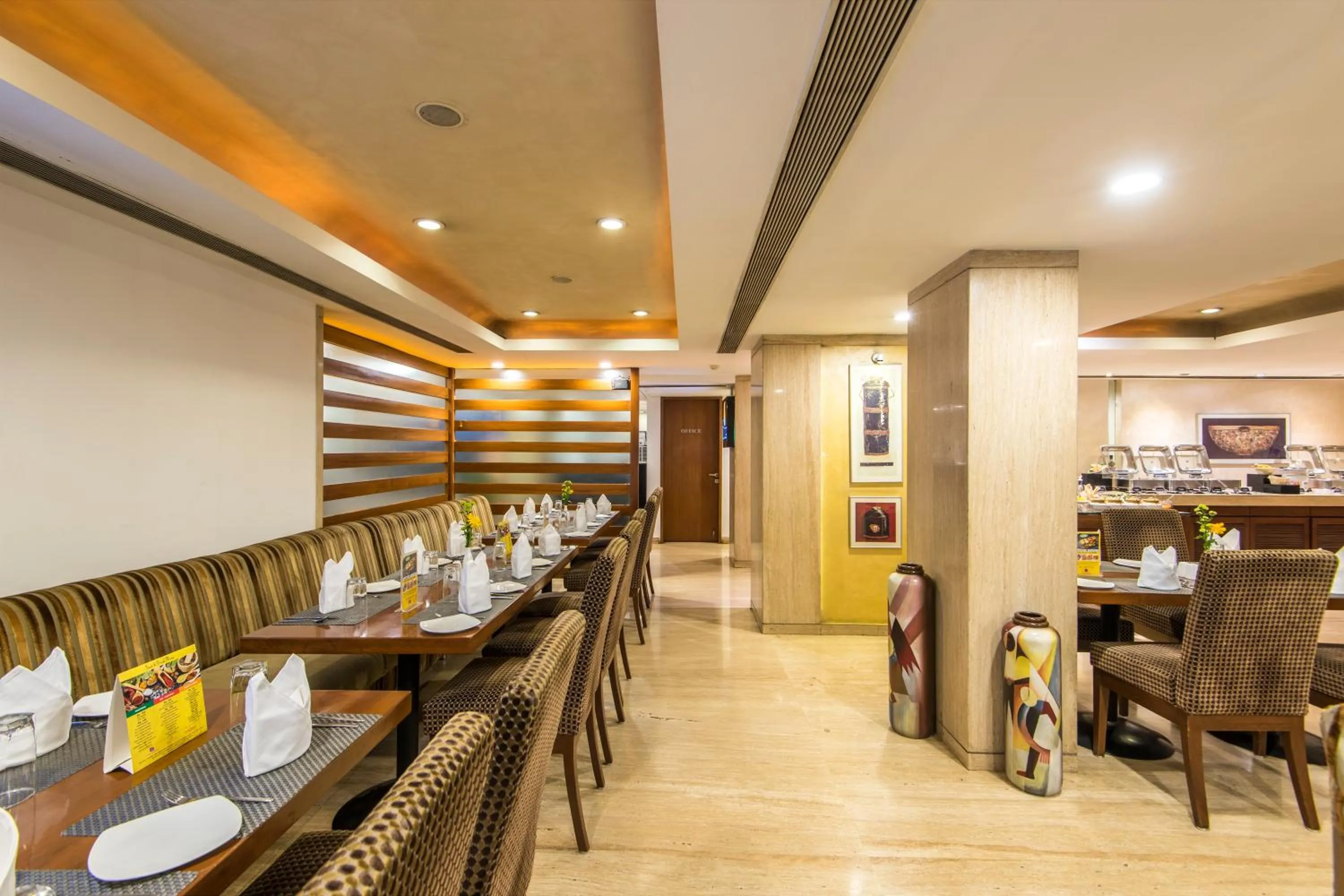 Restaurant/places to eat in Park Ornate Hotel Viman Nagar