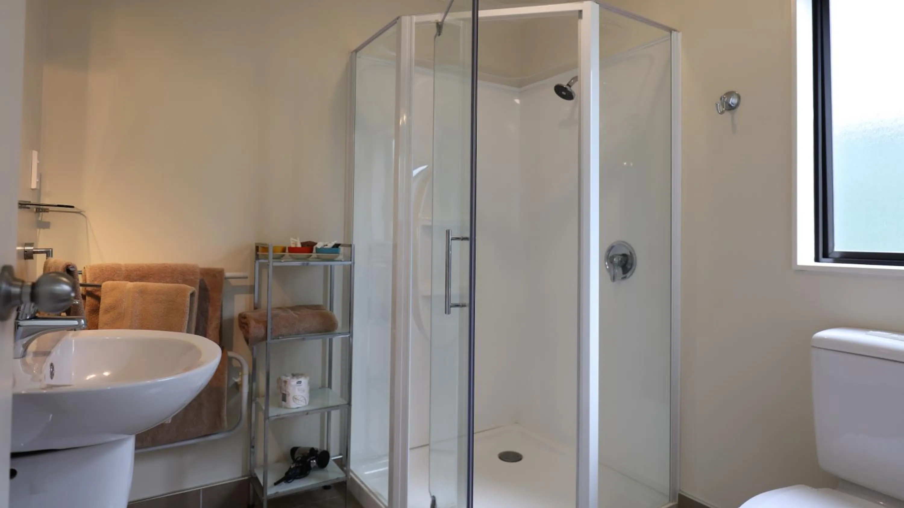 Bk's Counties Motor Lodge