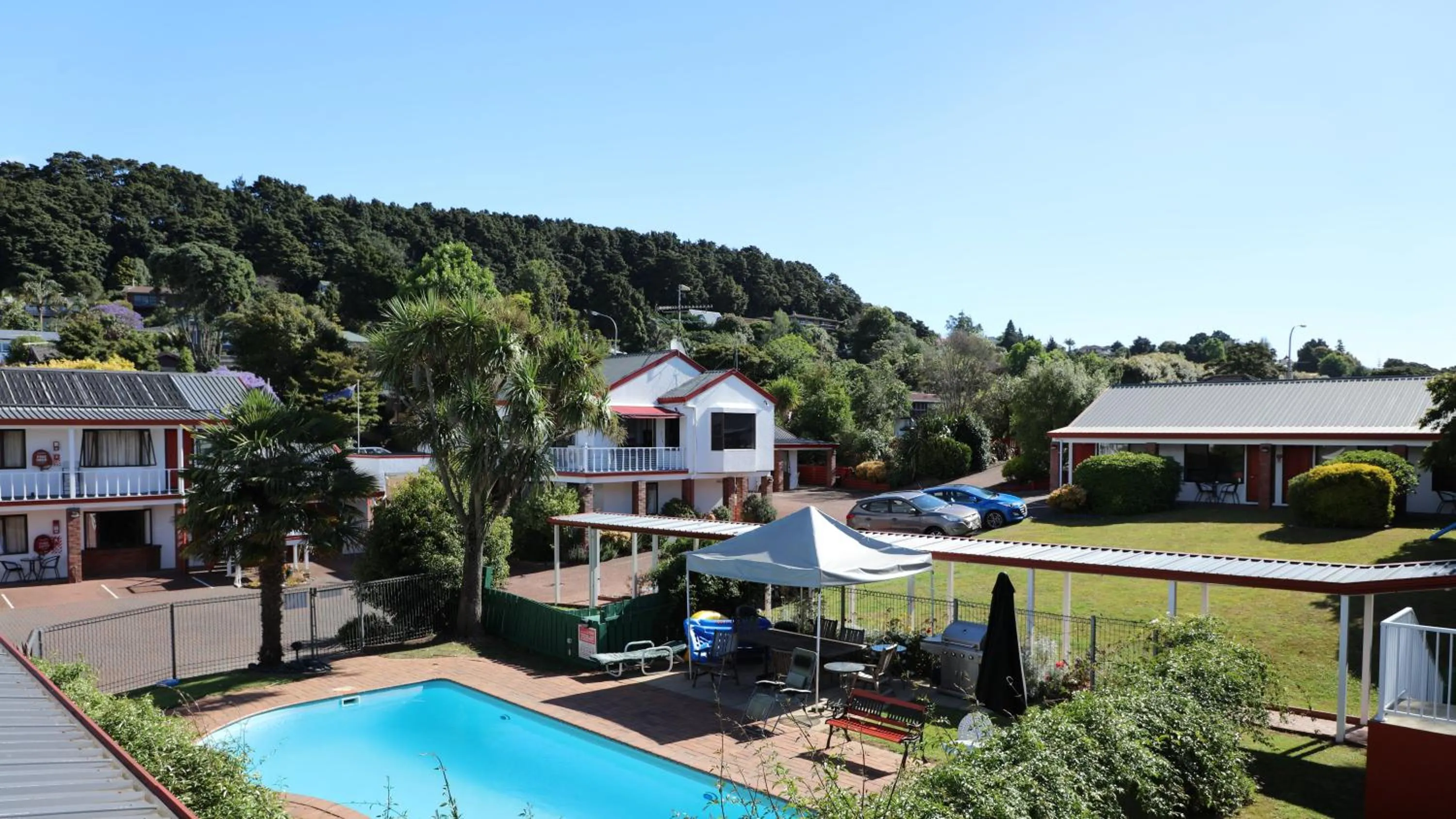 Swimming pool in Bk's Counties Motor Lodge