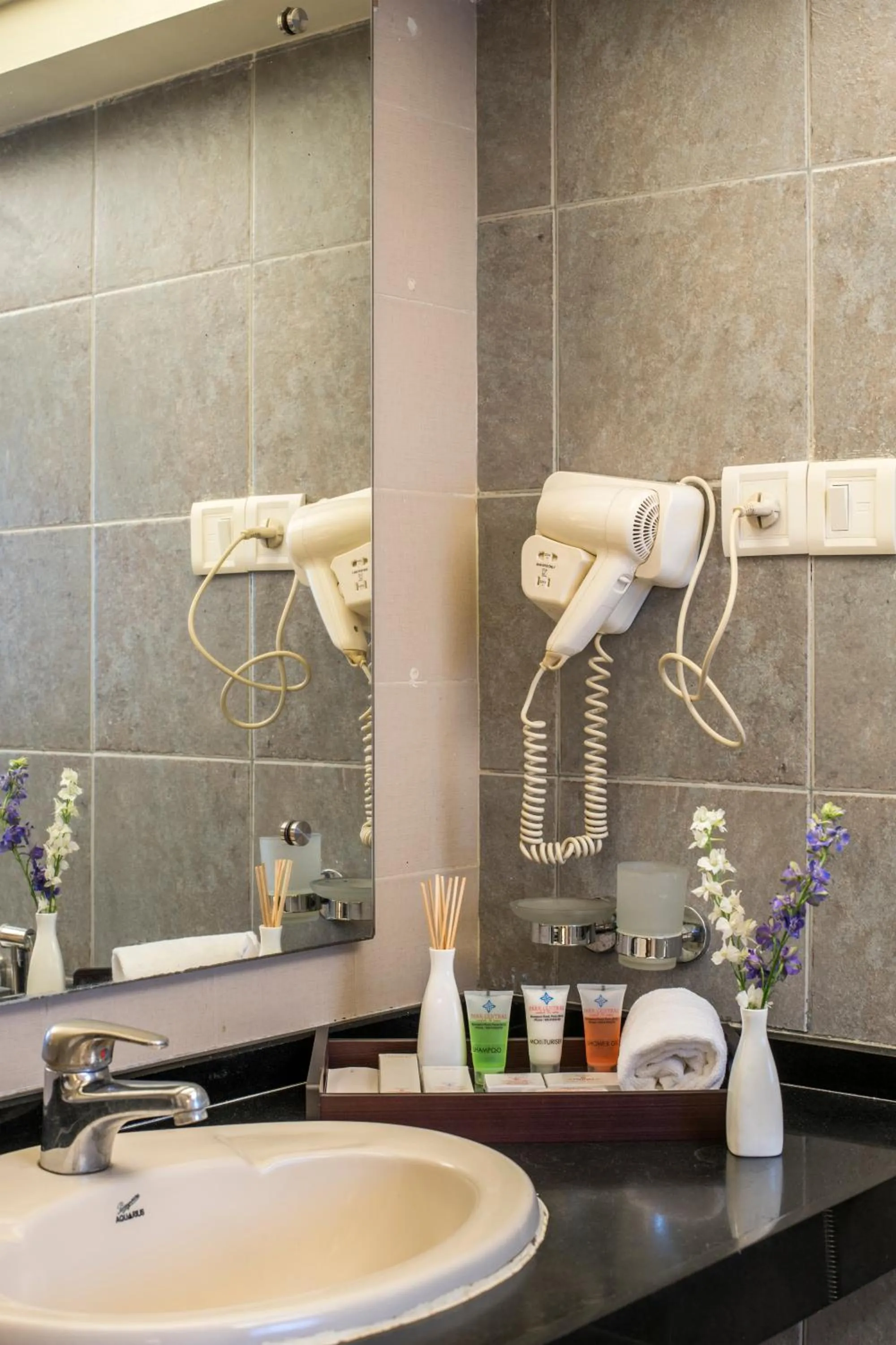 Bathroom in Hotel Park Central Koregaon Park