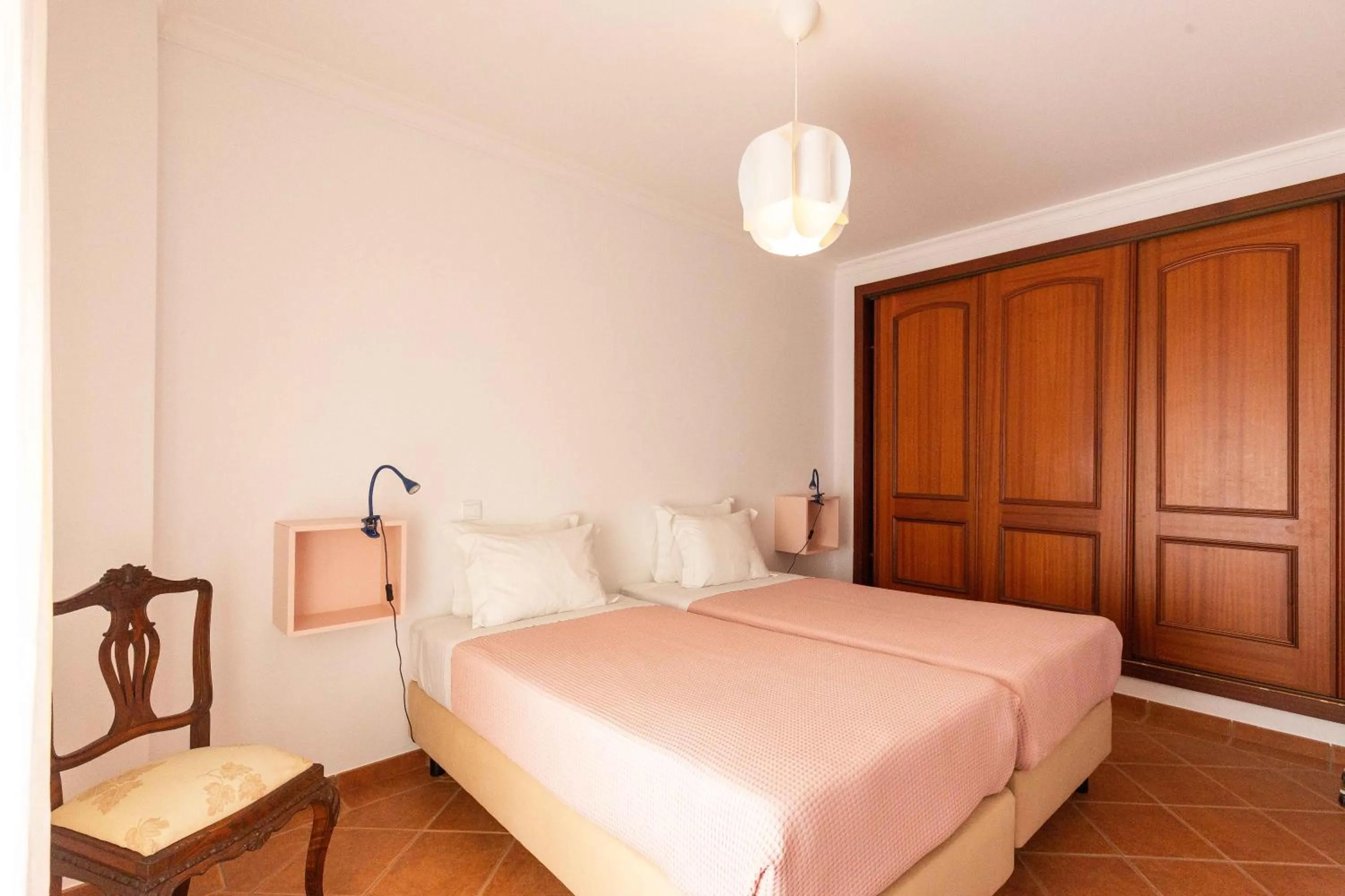 Bed in Villa Marquez Apartments