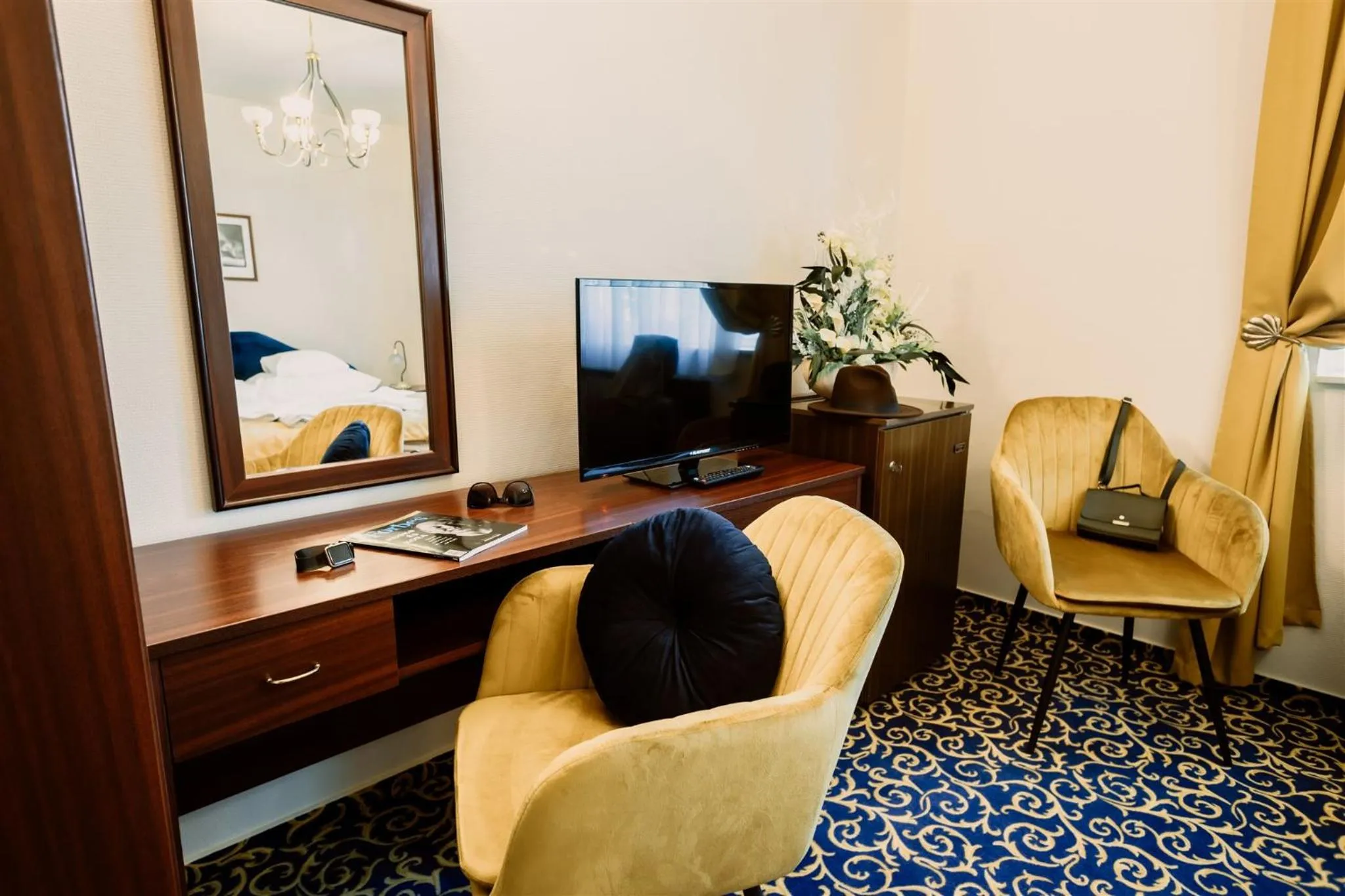 TV and multimedia in Korona Pension and Restaurant