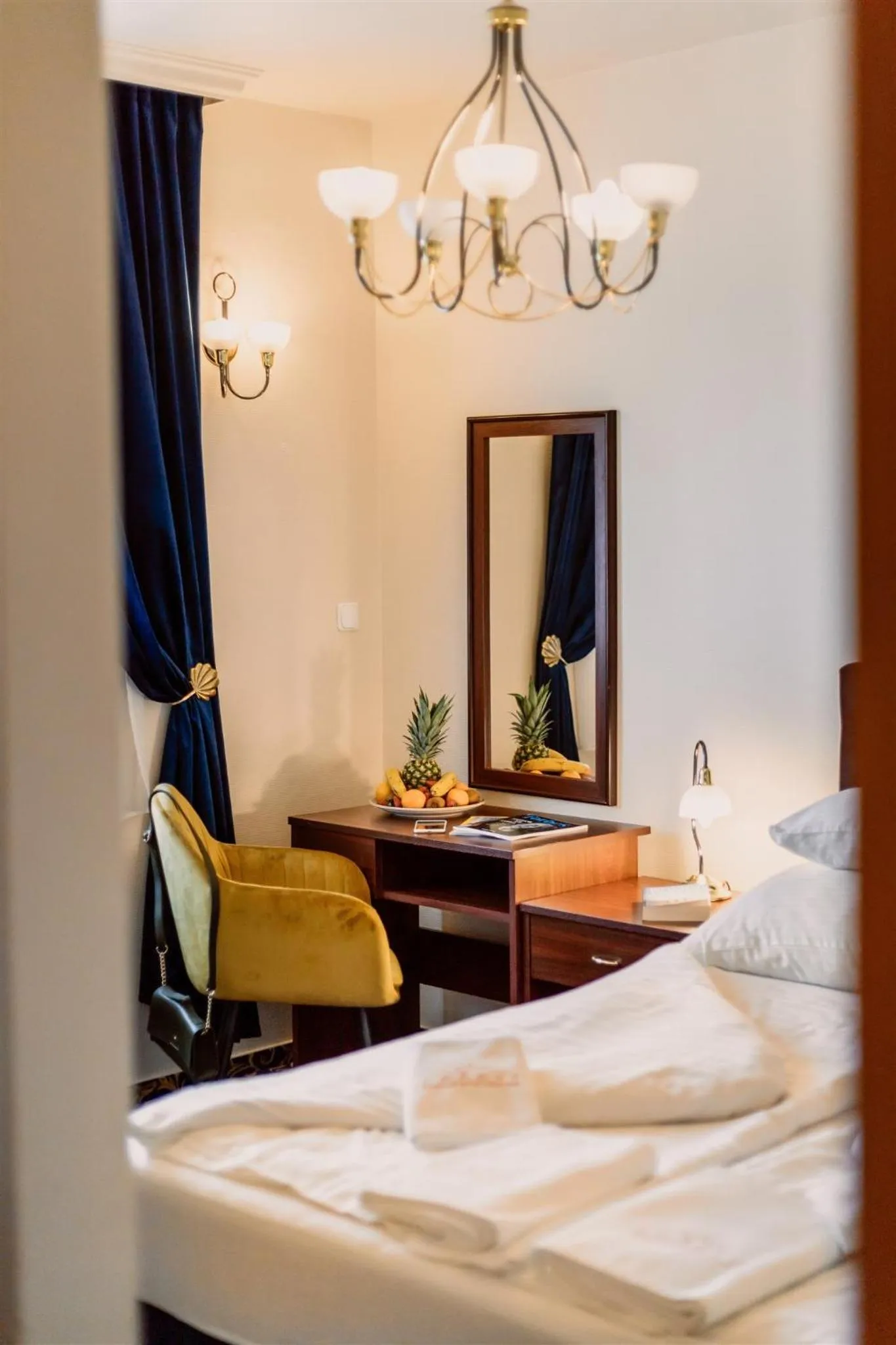 Photo of the whole room, Bed in Korona Pension and Restaurant