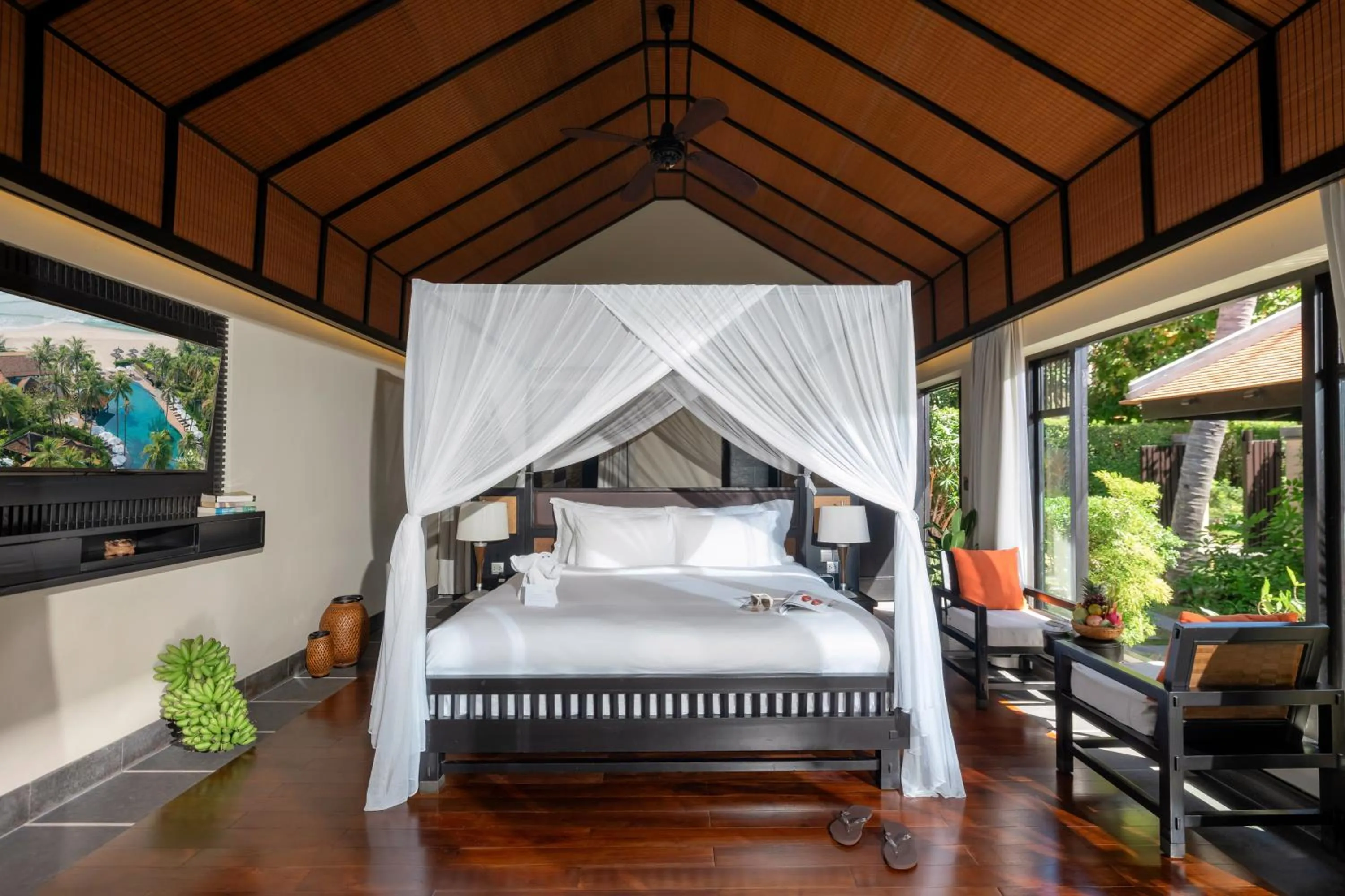 Bedroom, Bed in Anantara Mui Ne Resort