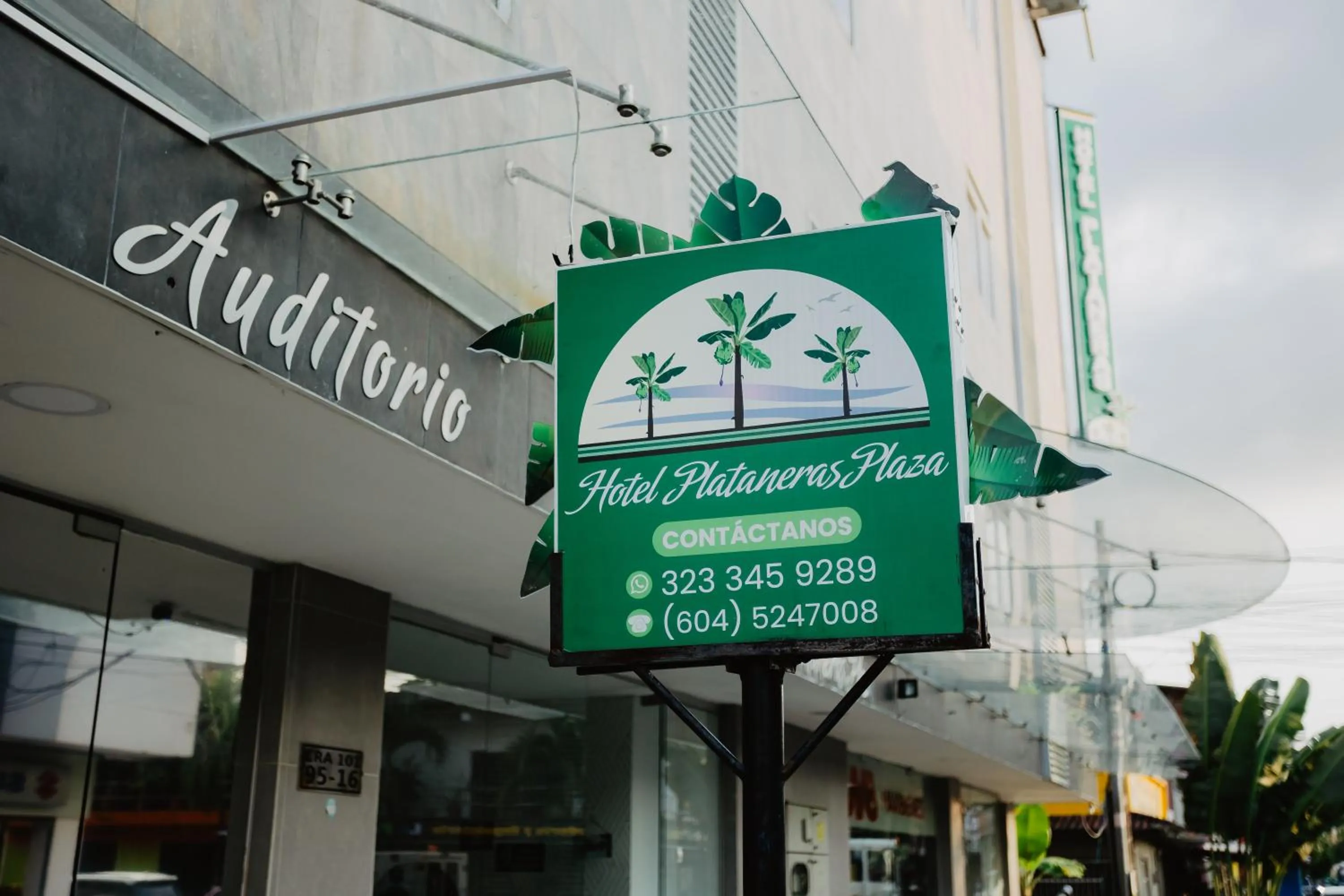 Property logo or sign in Hotel Plataneras Plaza