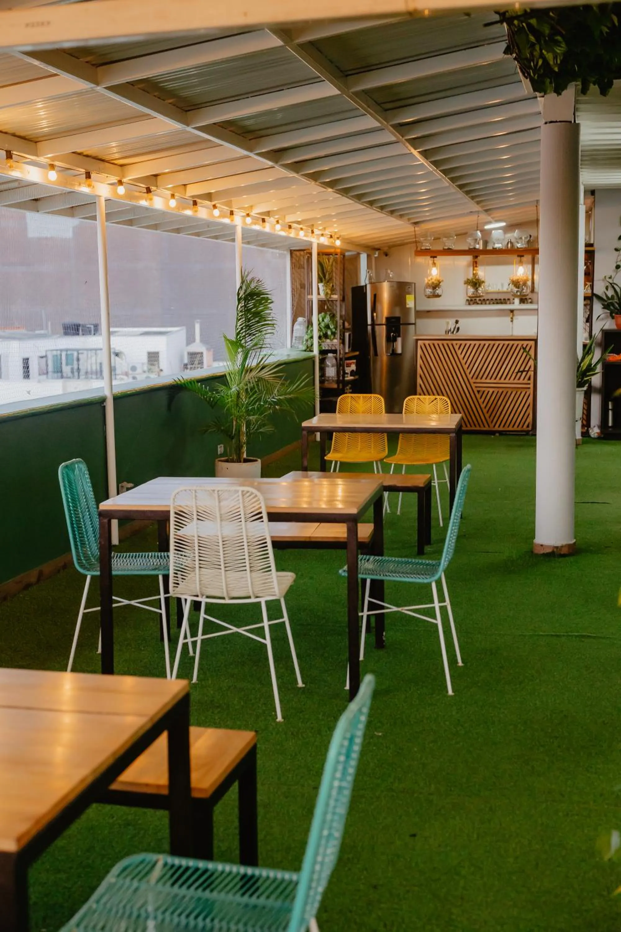 Restaurant/places to eat in Hotel Plataneras Plaza