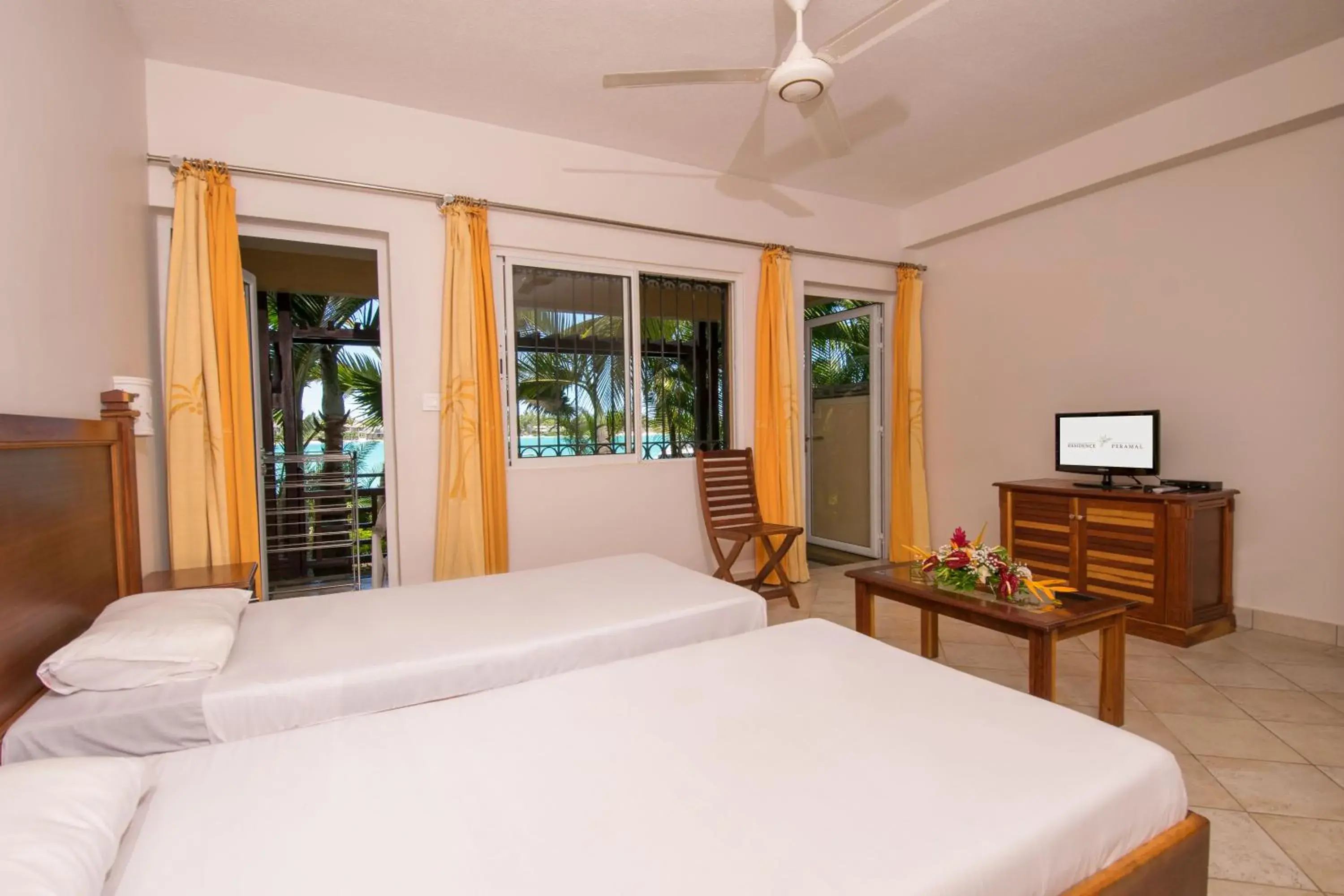 Seafront Studio in Residence Peramal Seafront Studio in Residence Peramal