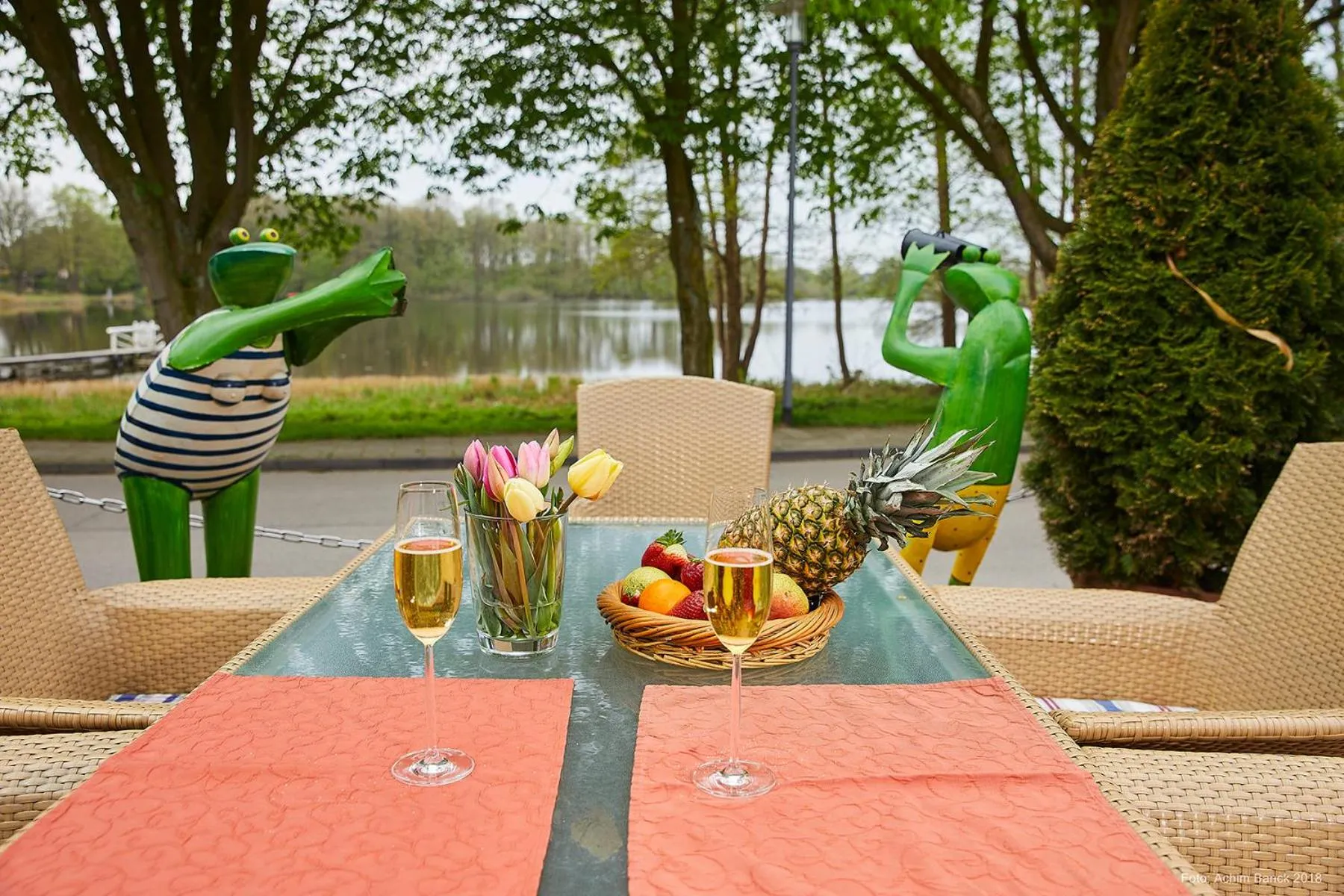 Restaurant/places to eat in Seeblick