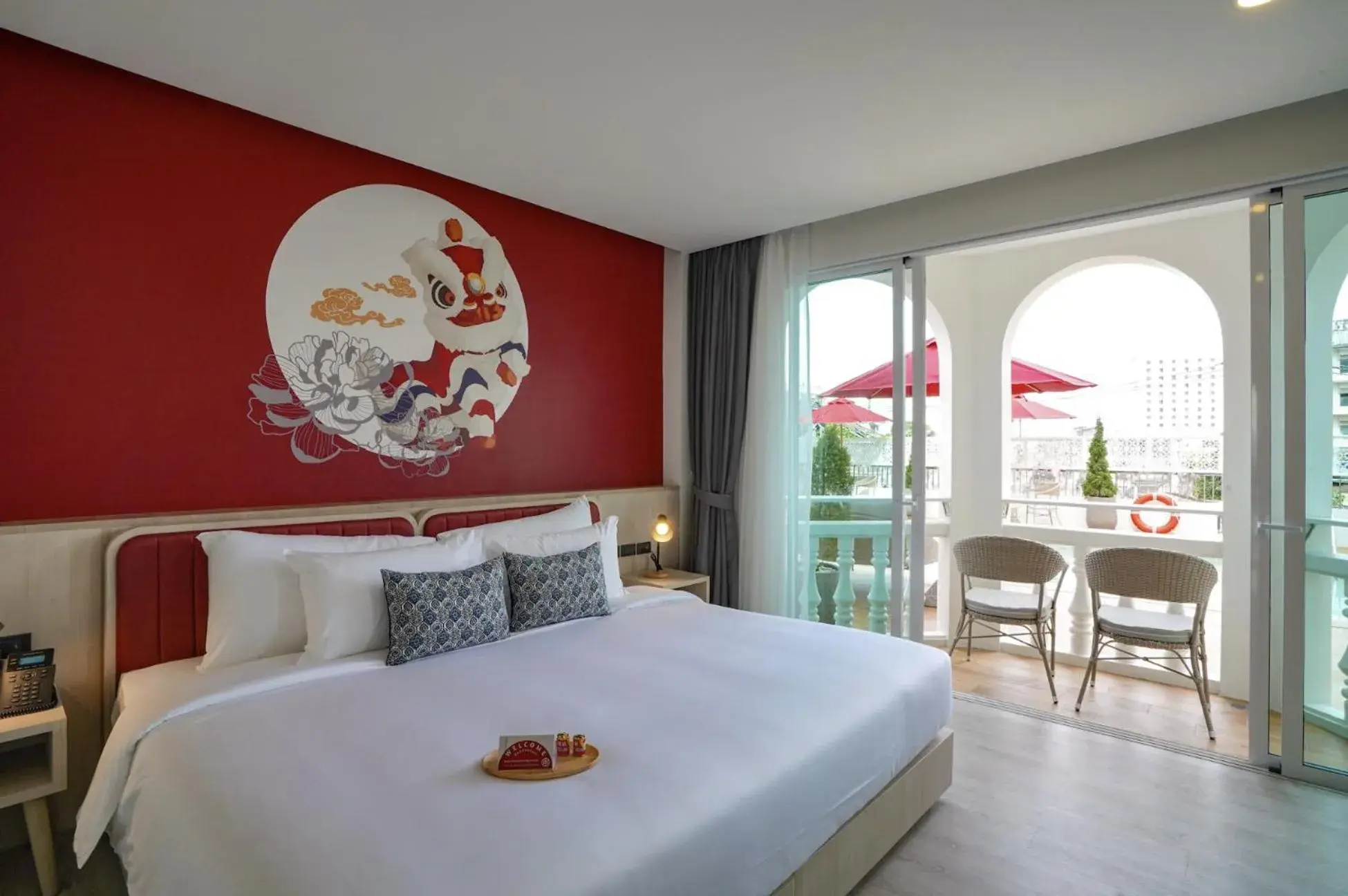 Deluxe Double Room with Balcony in Hotel Midtown Ratsada Deluxe Double Room with Balcony in Hotel Midtown Ratsada