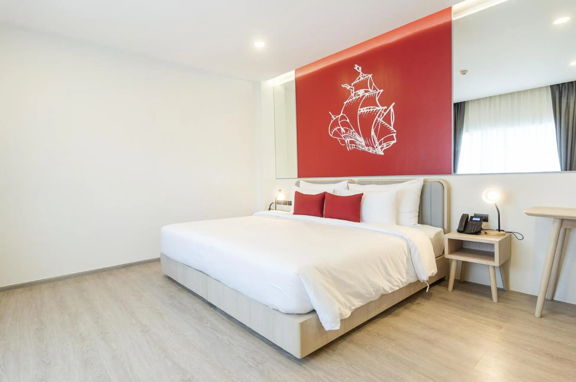 Bedroom, Bed in Hotel Midtown Ratsada