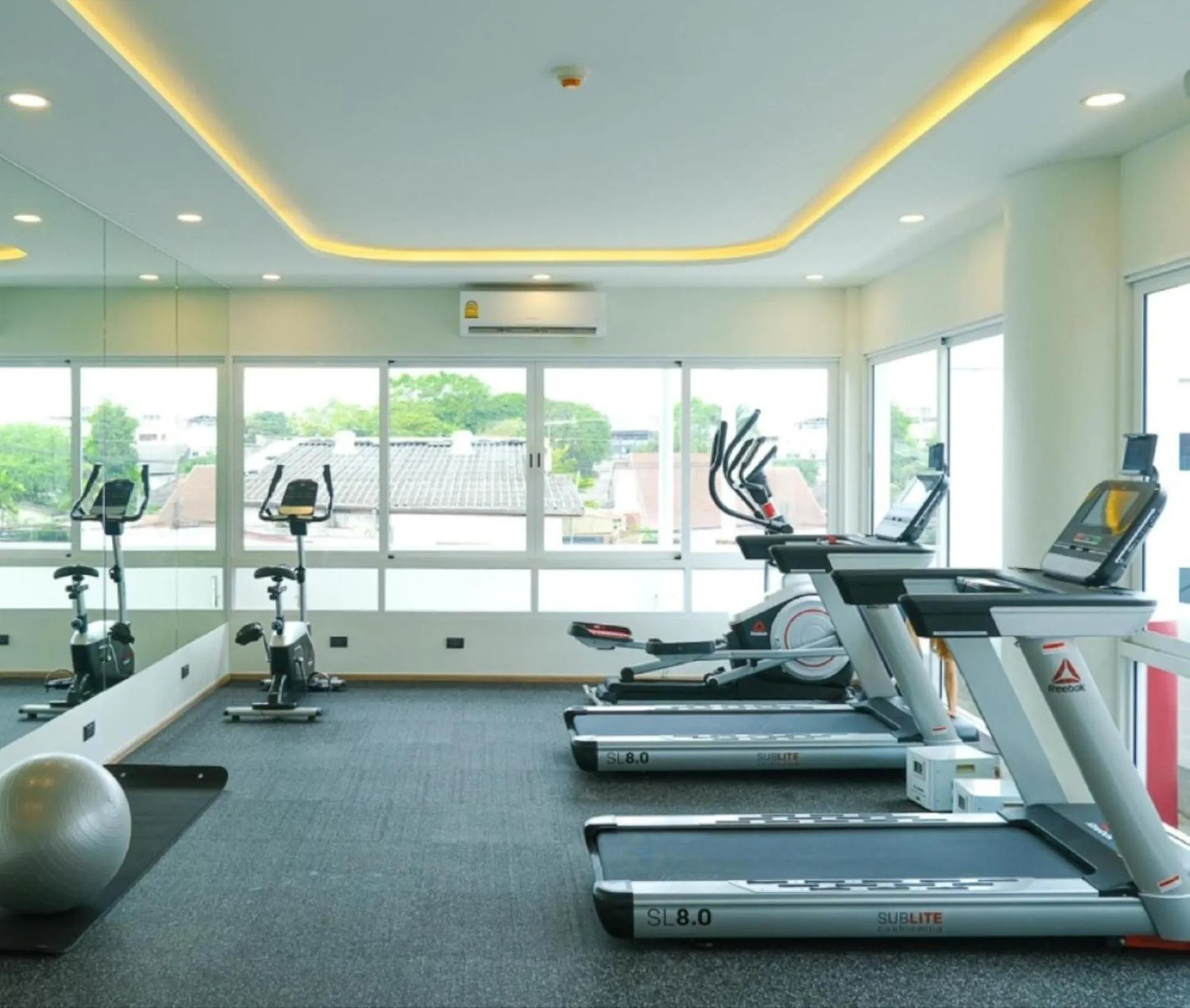 Fitness centre/facilities in Hotel Midtown Ratsada