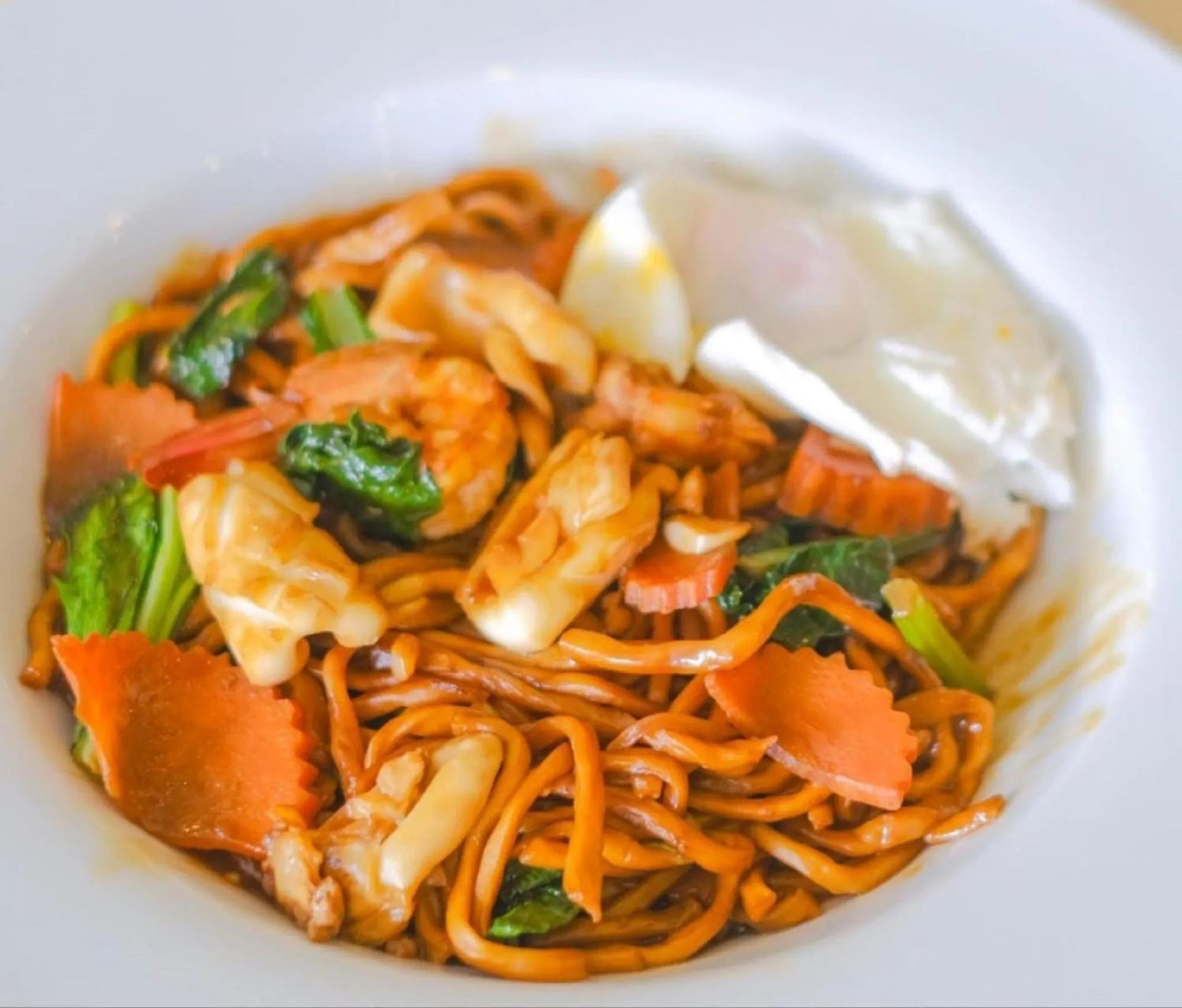 Restaurant/places to eat in Hotel Midtown Ratsada