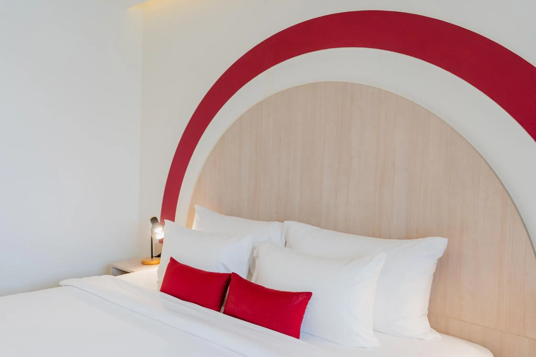 Bed in Hotel Midtown Ratsada