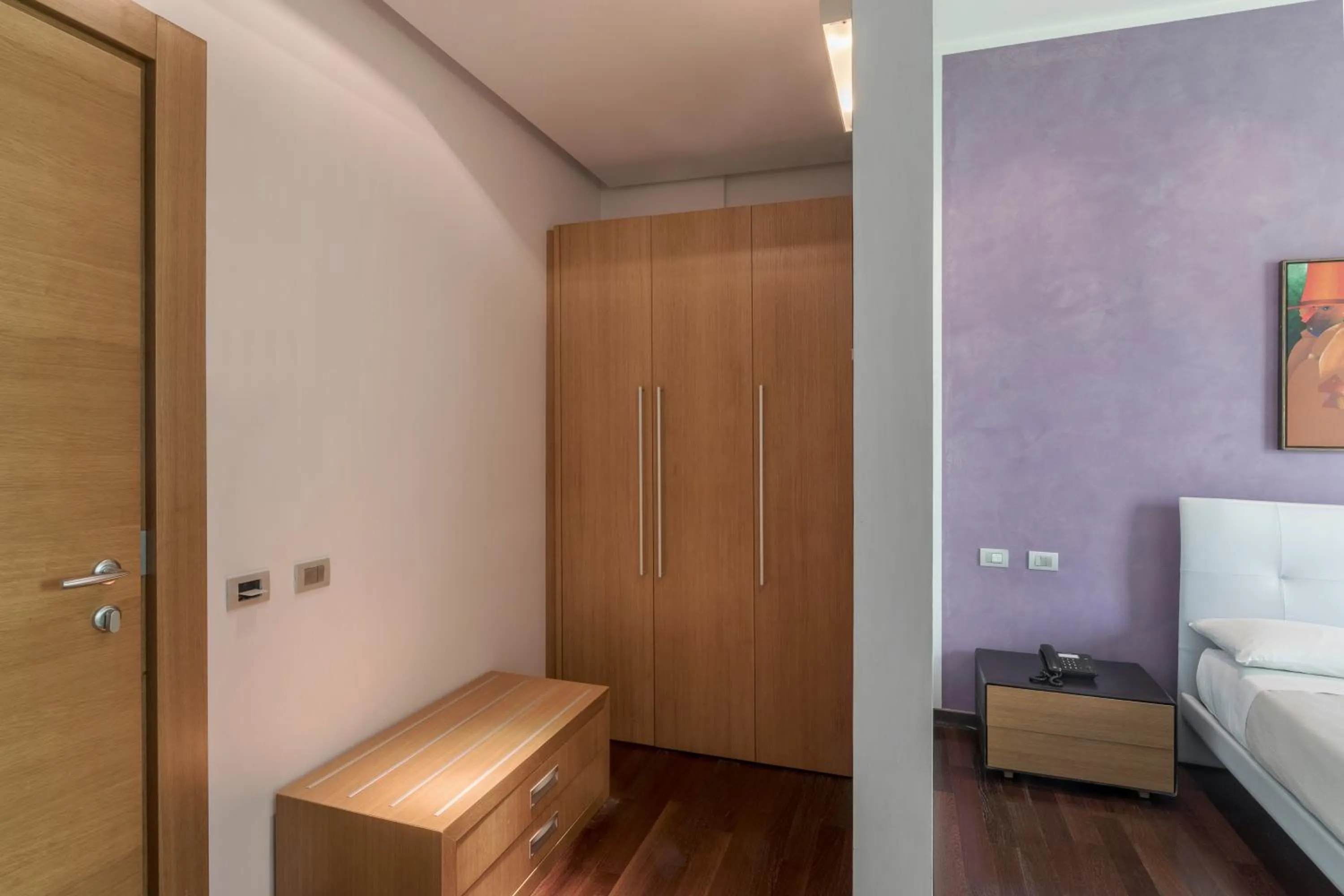 wardrobe, Bed in Arthotel & Park Lecce