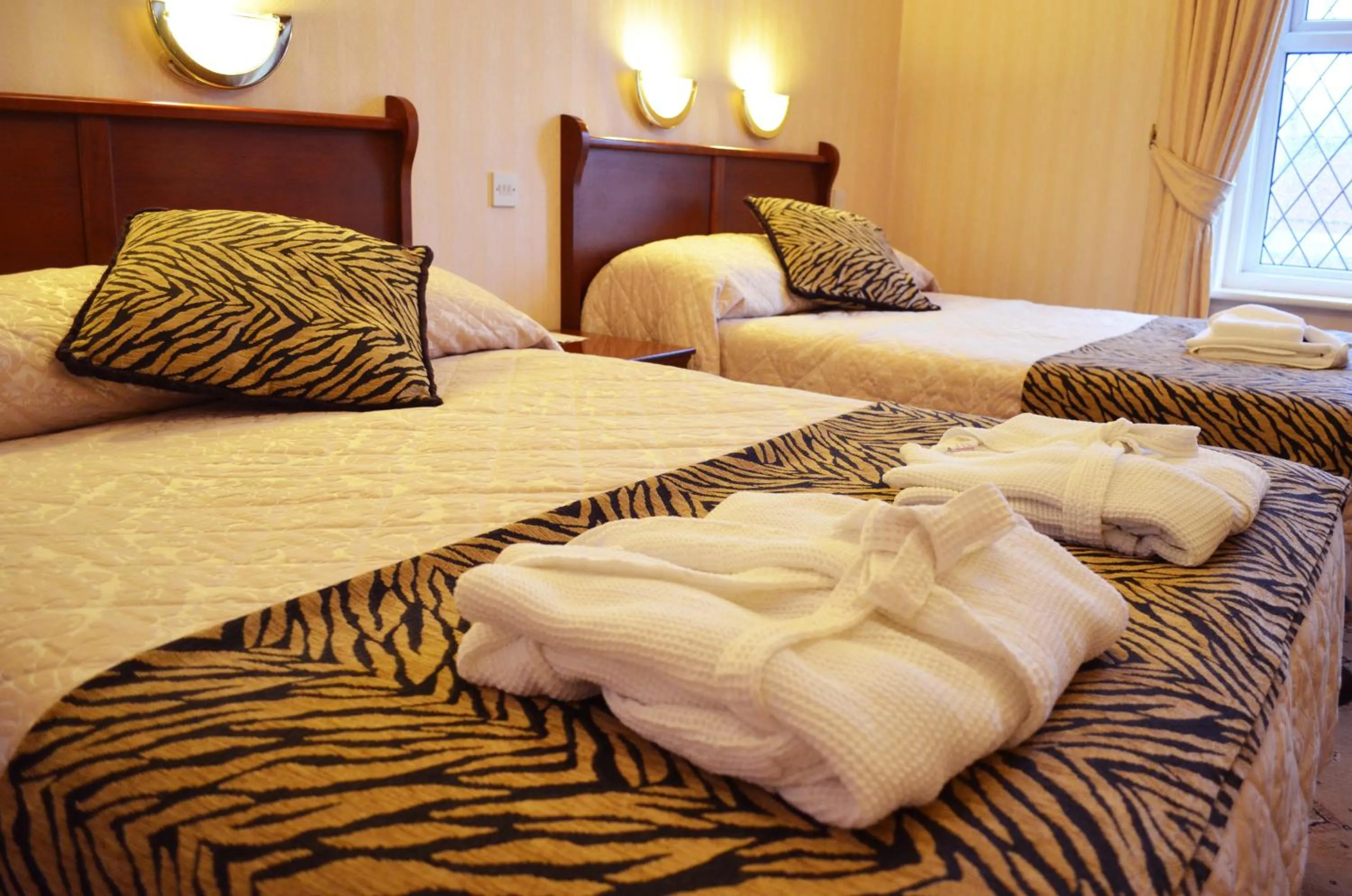 Day, Bed in Bedford Hotel