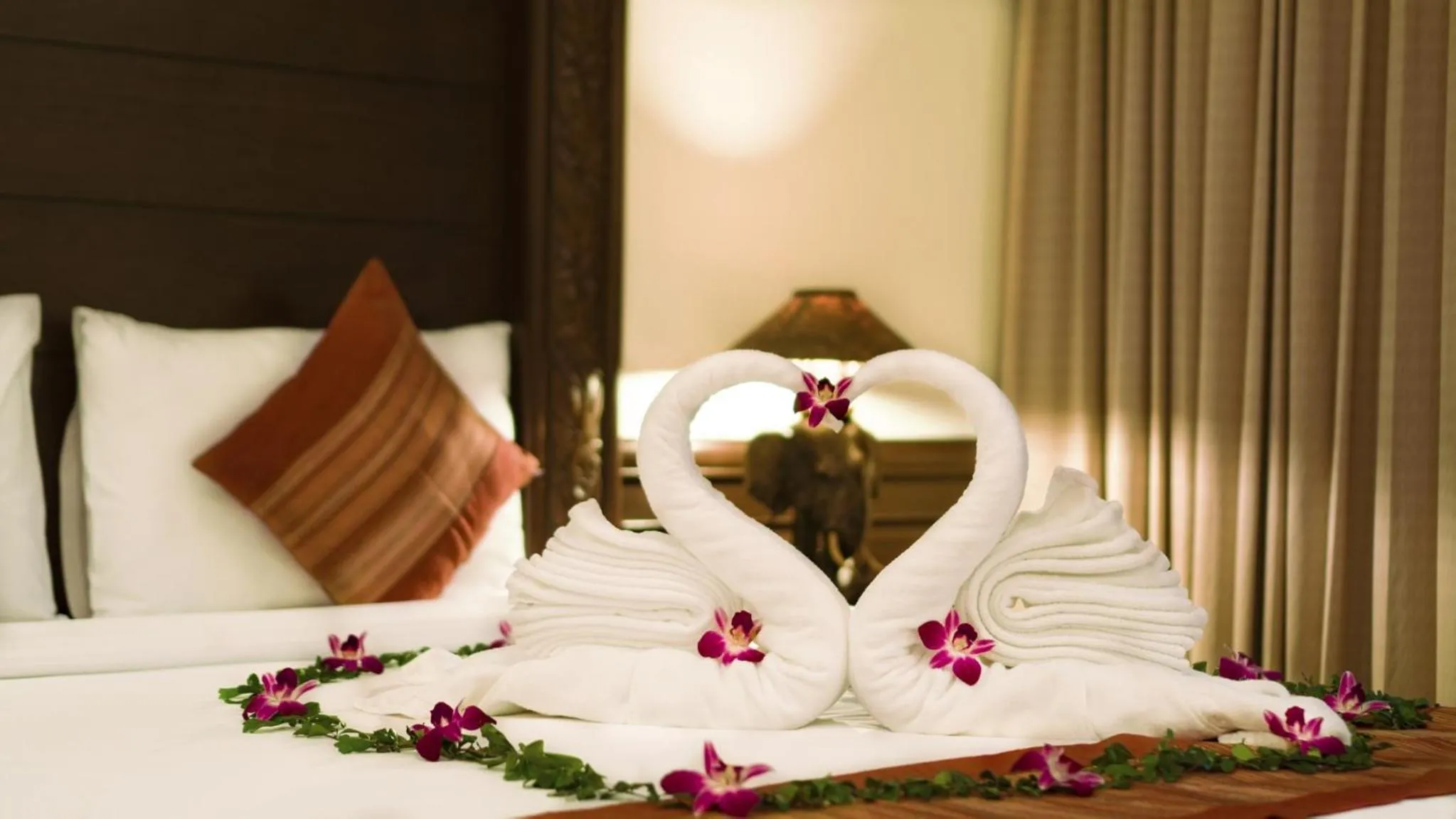 Bed in Aonang Orchid Resort