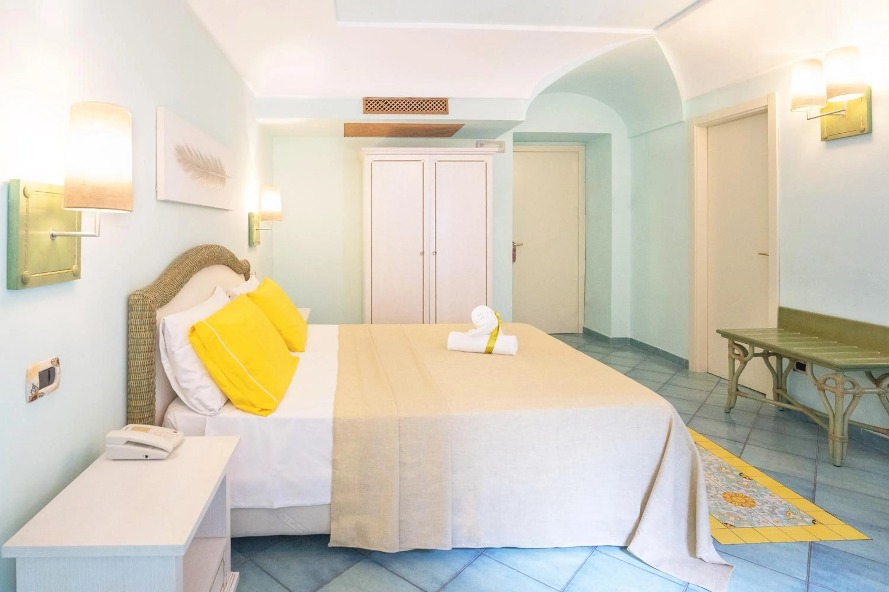 Bedroom, Bed in Hotel Myage