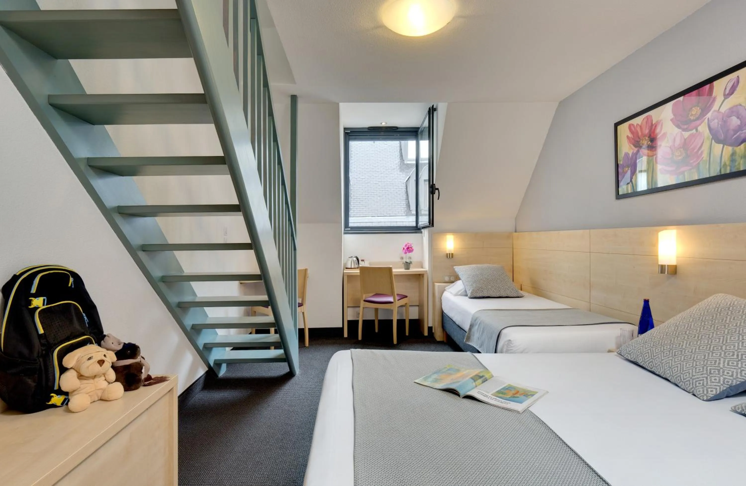 Bedroom, Bed in Hôtel Padoue