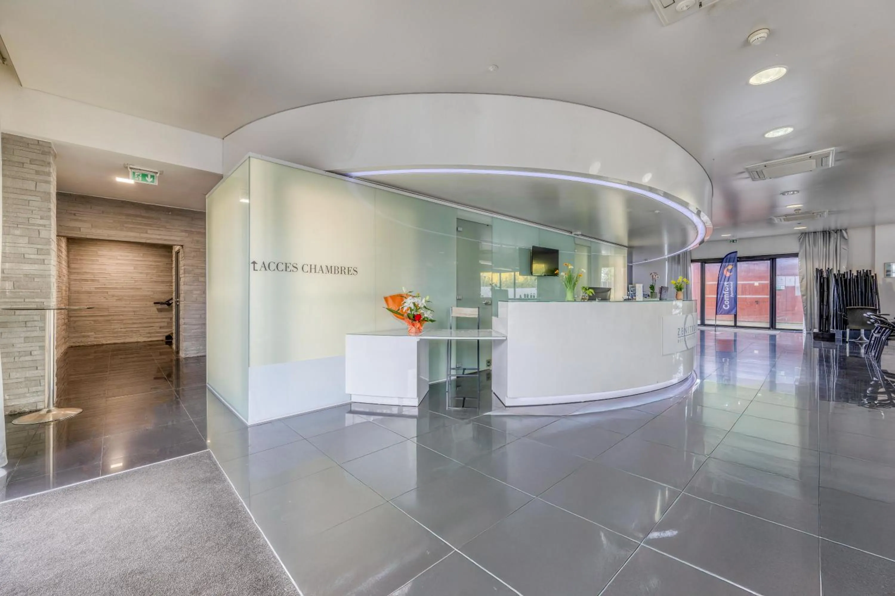 Lobby or reception in Comfort Aparthotel Bassin d'Arcachon