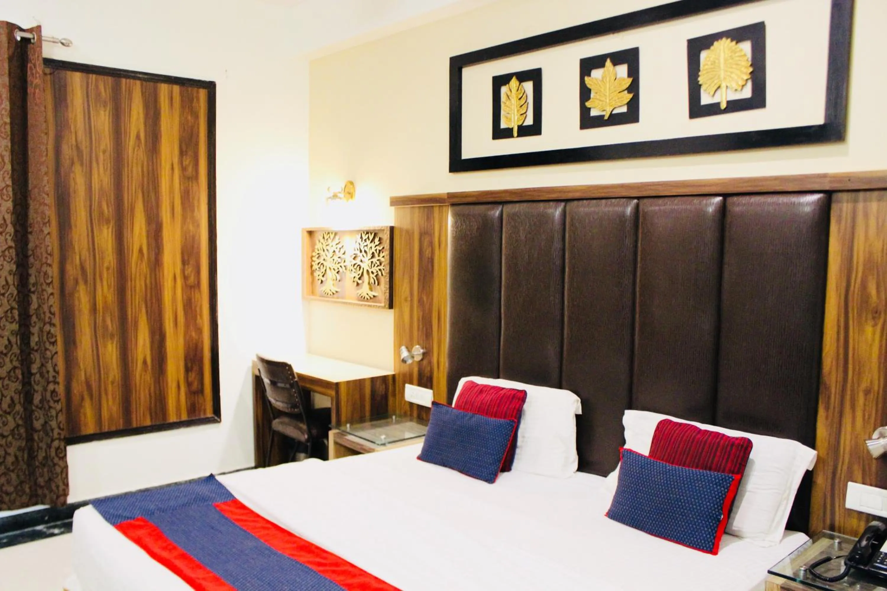 Photo of the whole room in Hotel Imperial Park