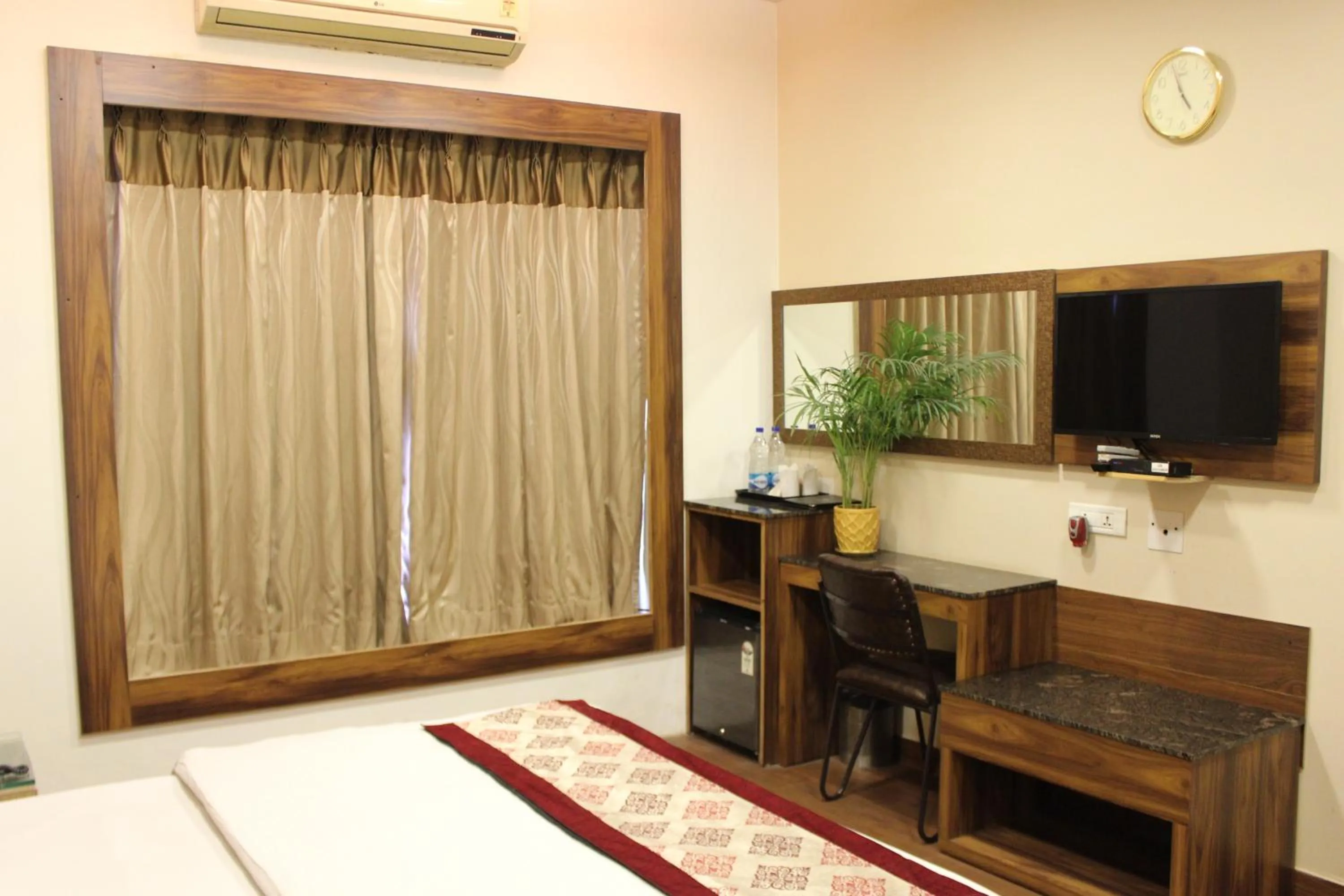 Photo of the whole room in Hotel Imperial Park