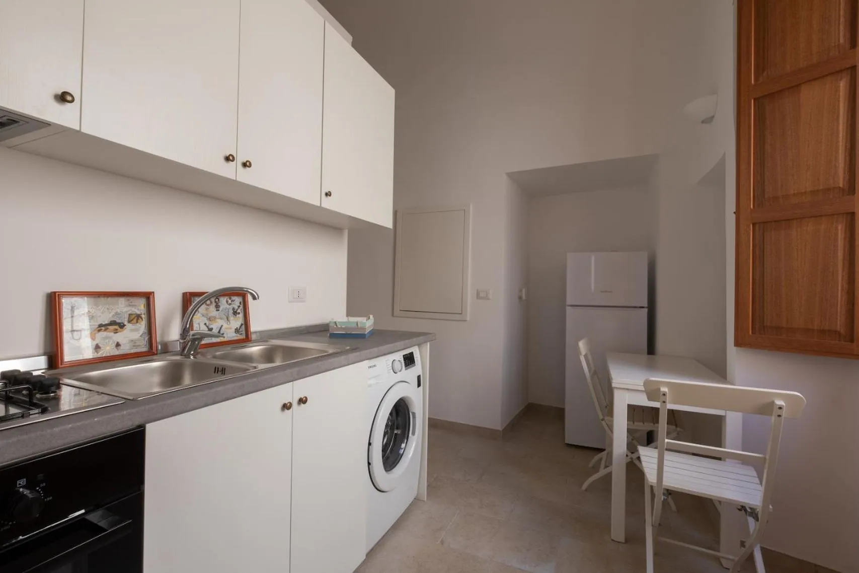 Kitchen or kitchenette in B&B Dimora San Vincenzo