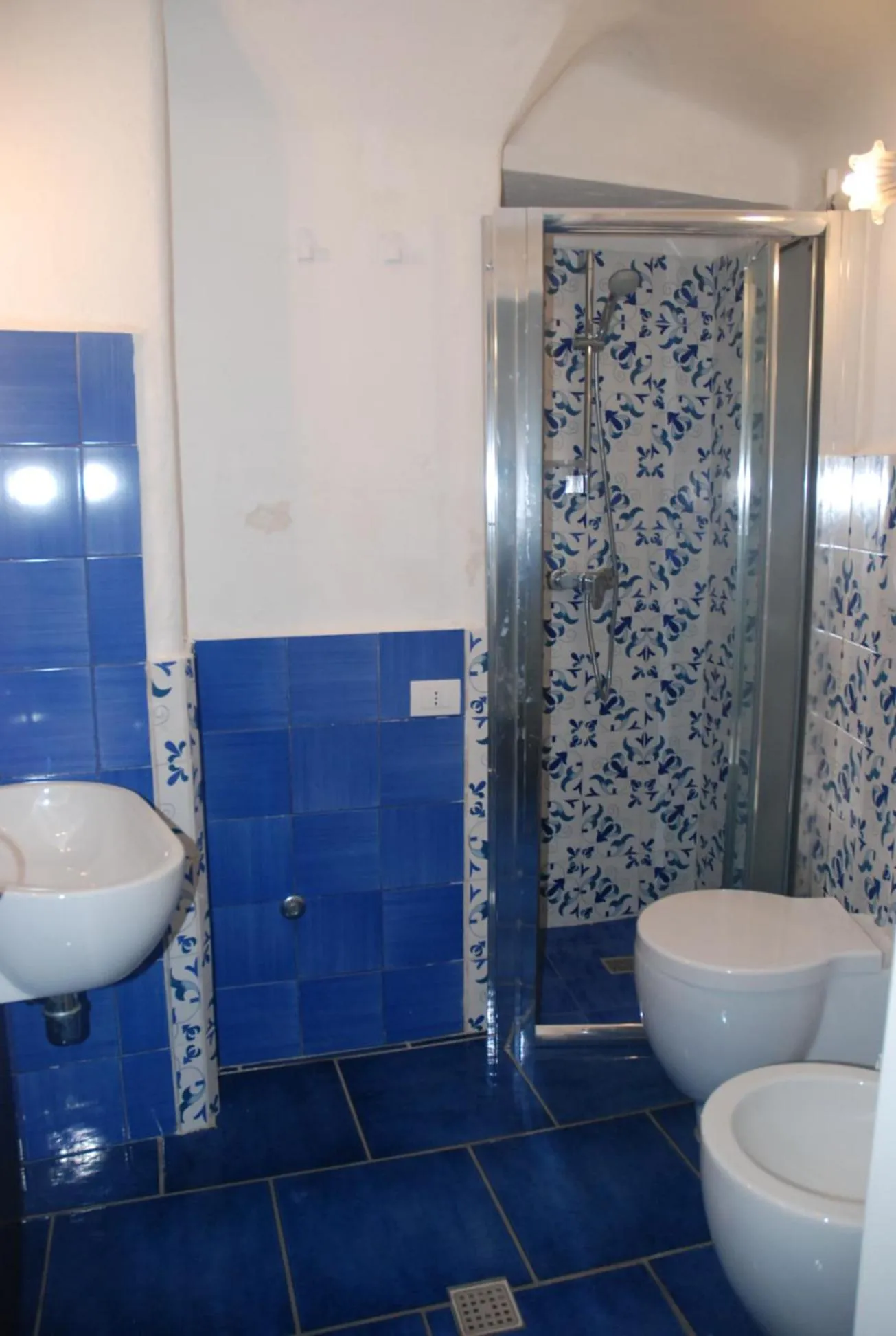 Shower in B&B Dimora San Vincenzo