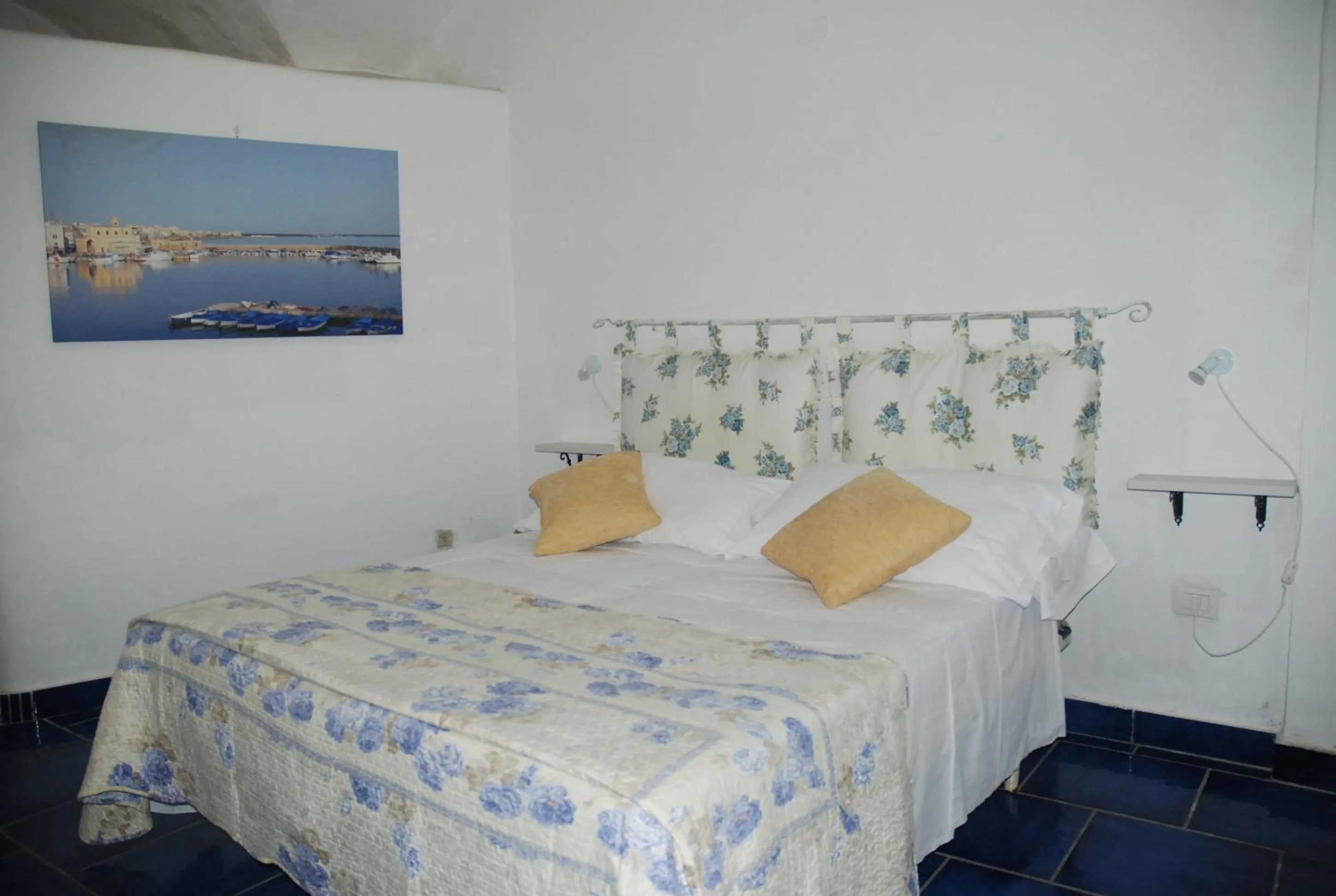 Photo of the whole room, Bed in B&B Dimora San Vincenzo