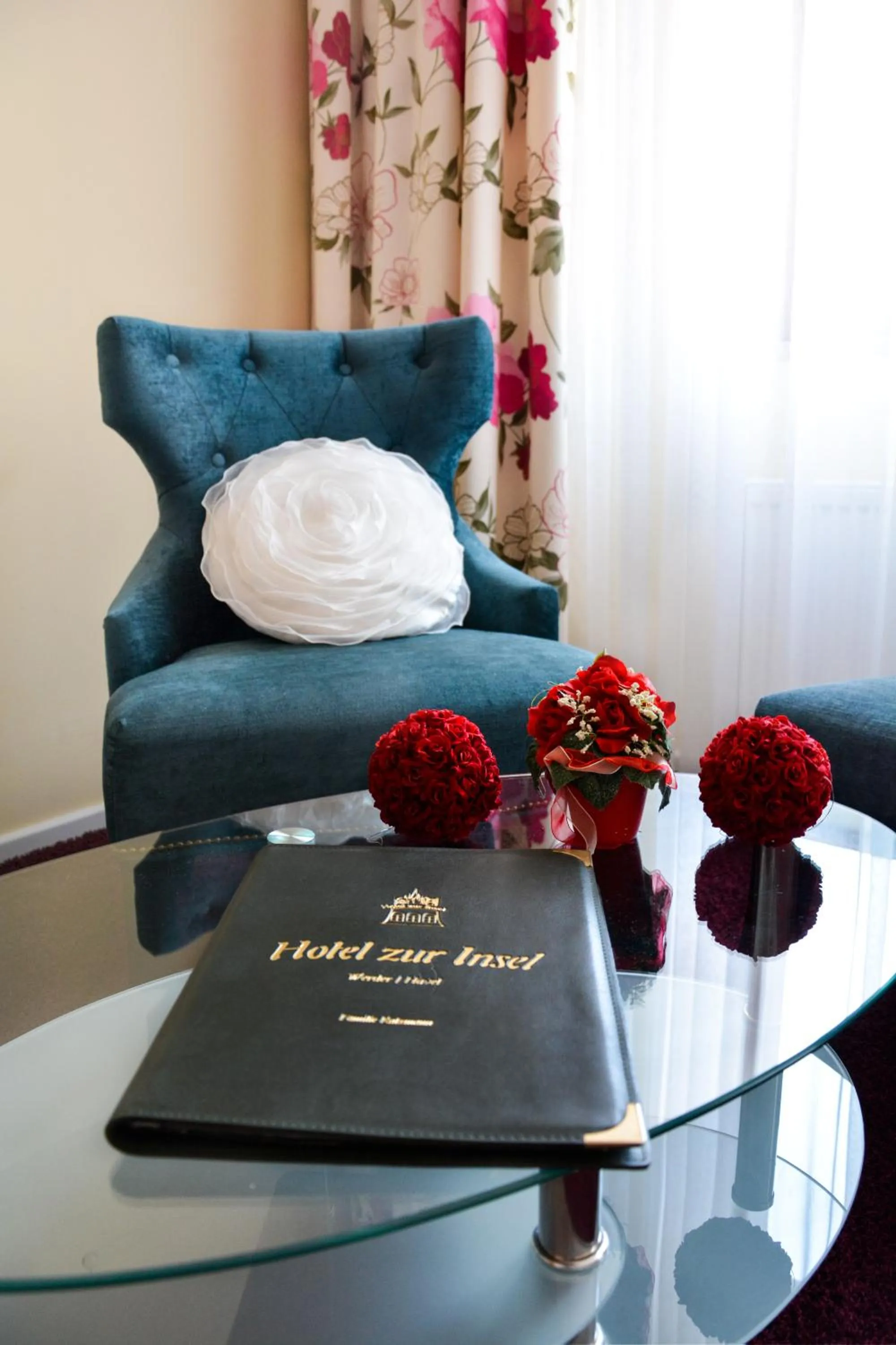 Photo of the whole room in Hotel zur Insel